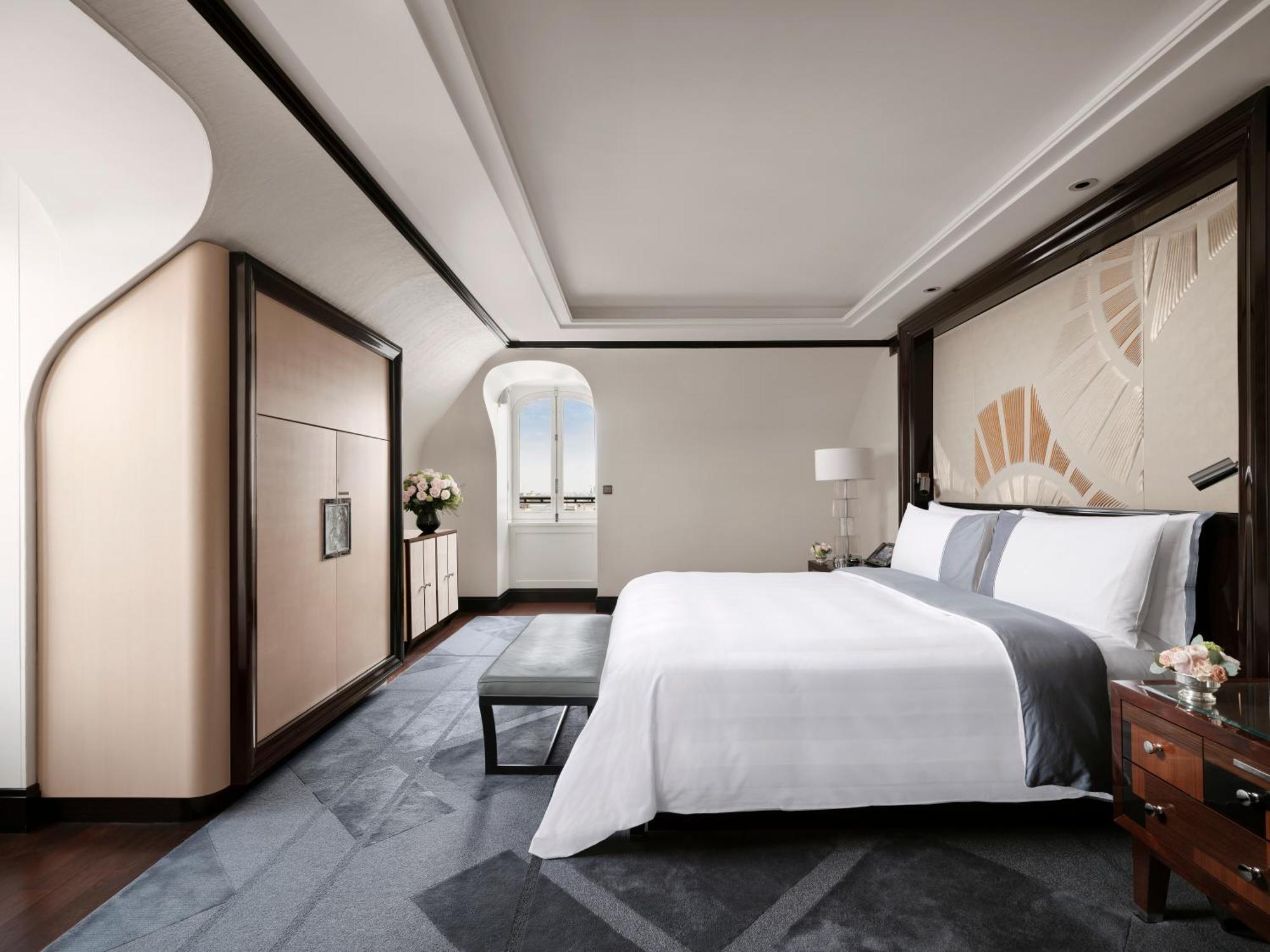 The Peninsula Paris