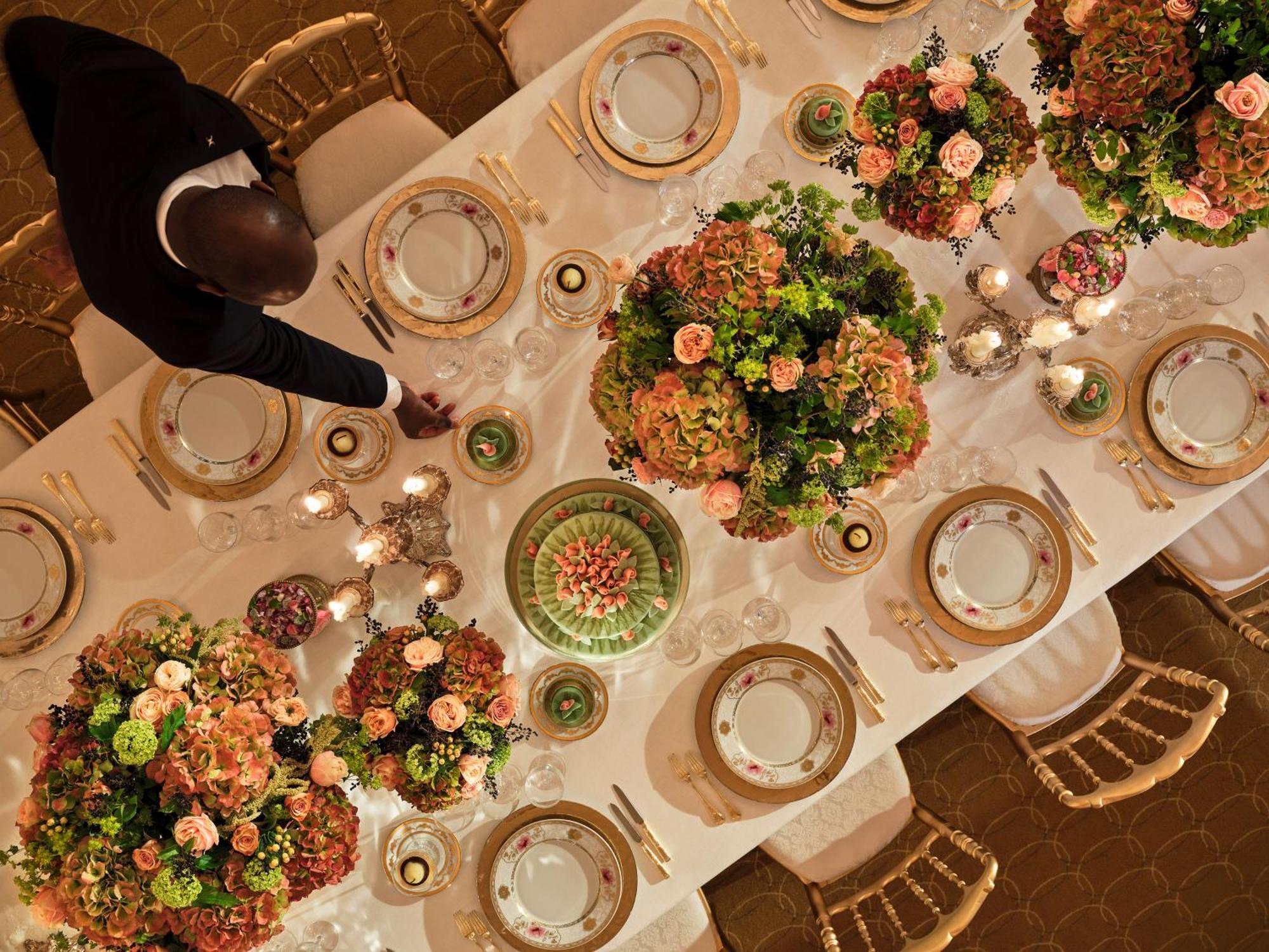 Hotel Plaza Athenee - Dorchester Collection Paris