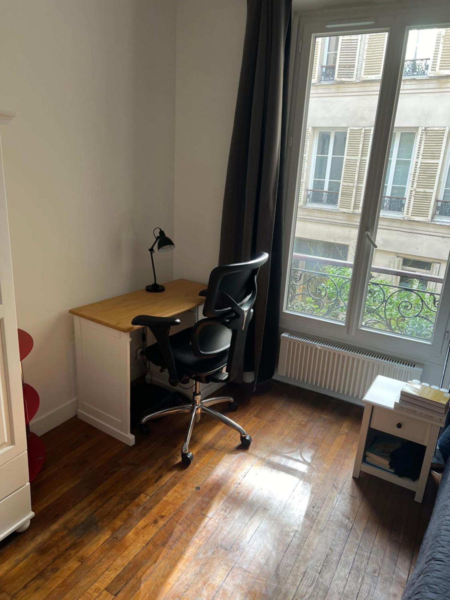 - Etoile - Rue Des Acacias
