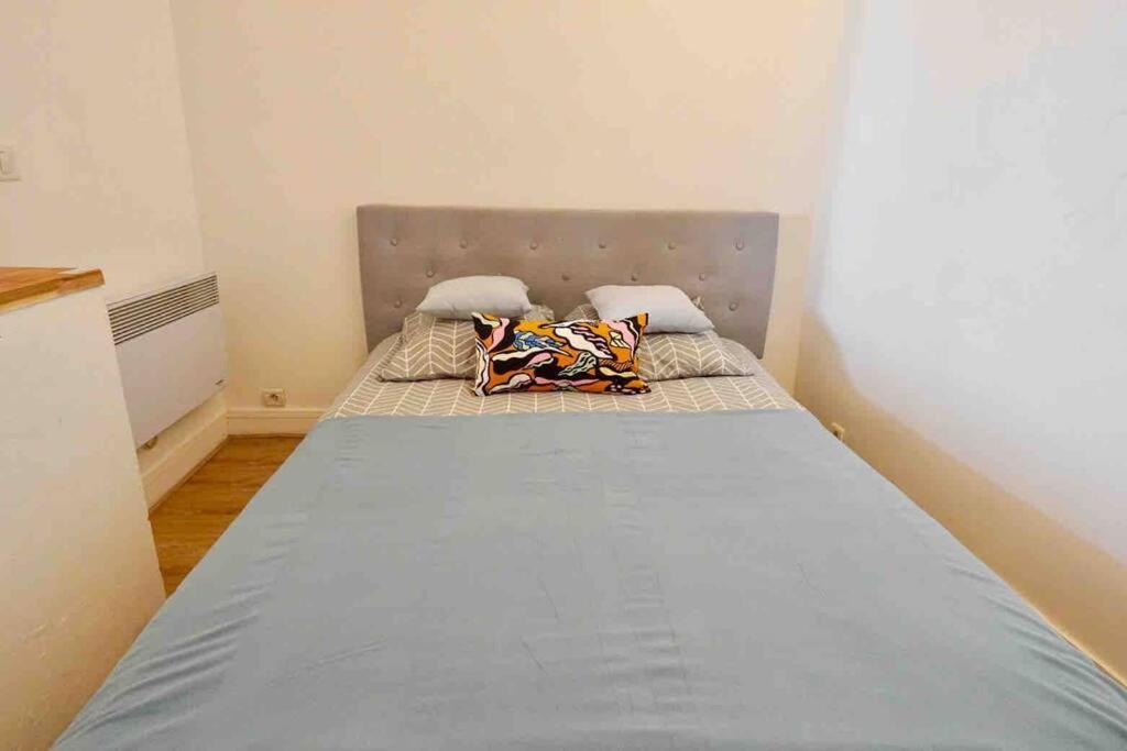 Apartment Cozy Studio@place Des Vosges