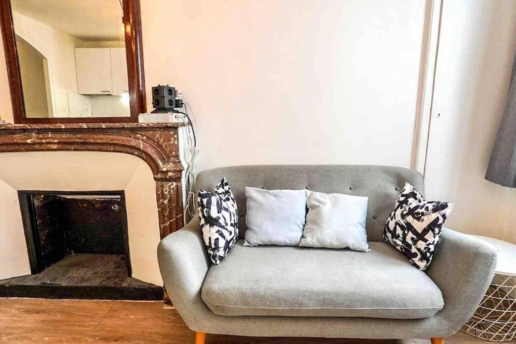 Apartment Cozy Studio@place Des Vosges