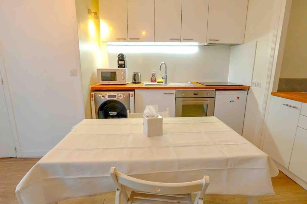 Cozy Studio@place Des Vosges Apartment Paris