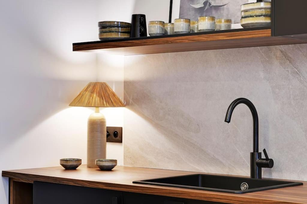 De Luxe 2bdr/7p - Louvre/tuileries Apartment