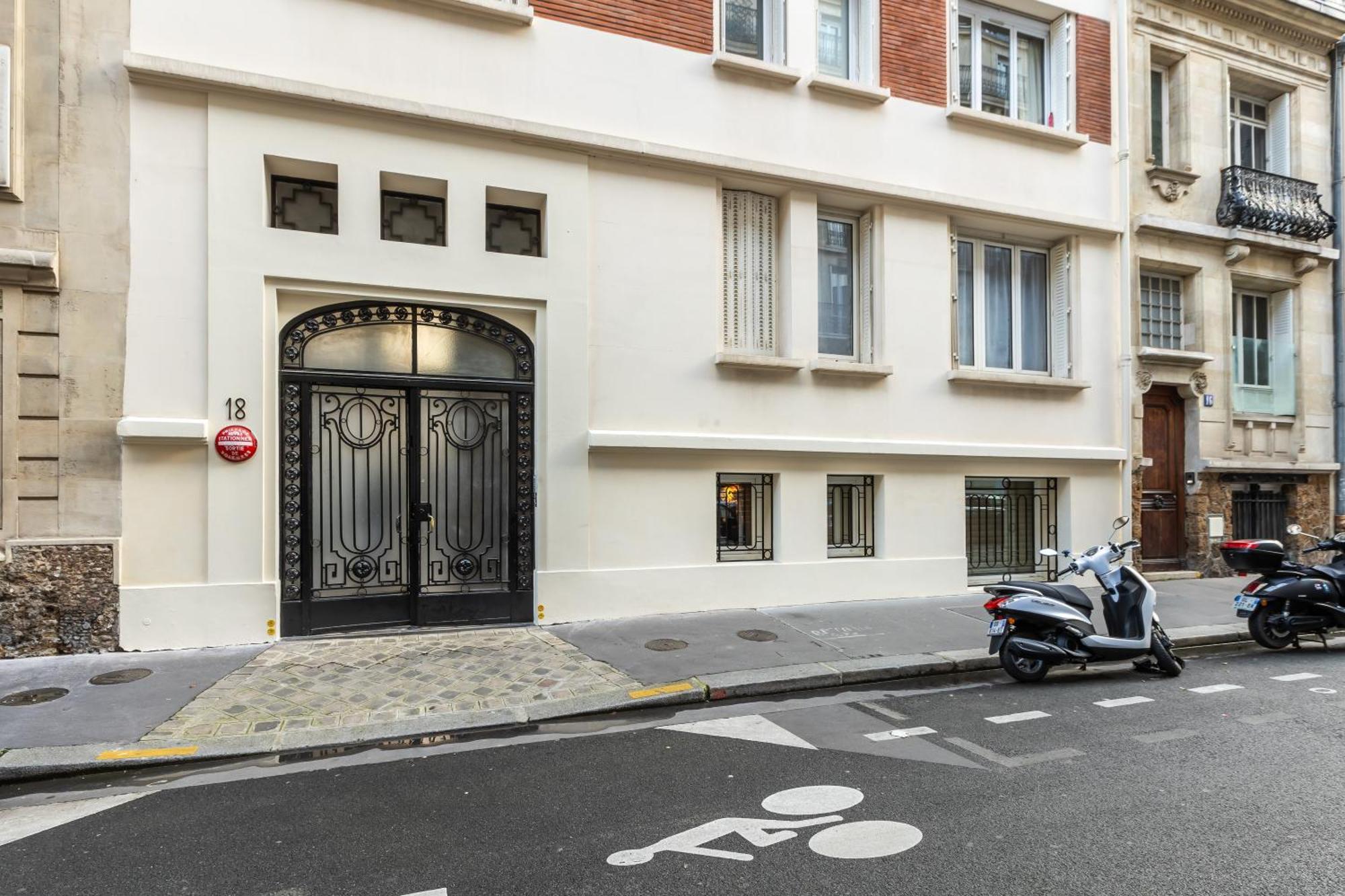 Apartment Spacieux 17eme - Batignolles *
