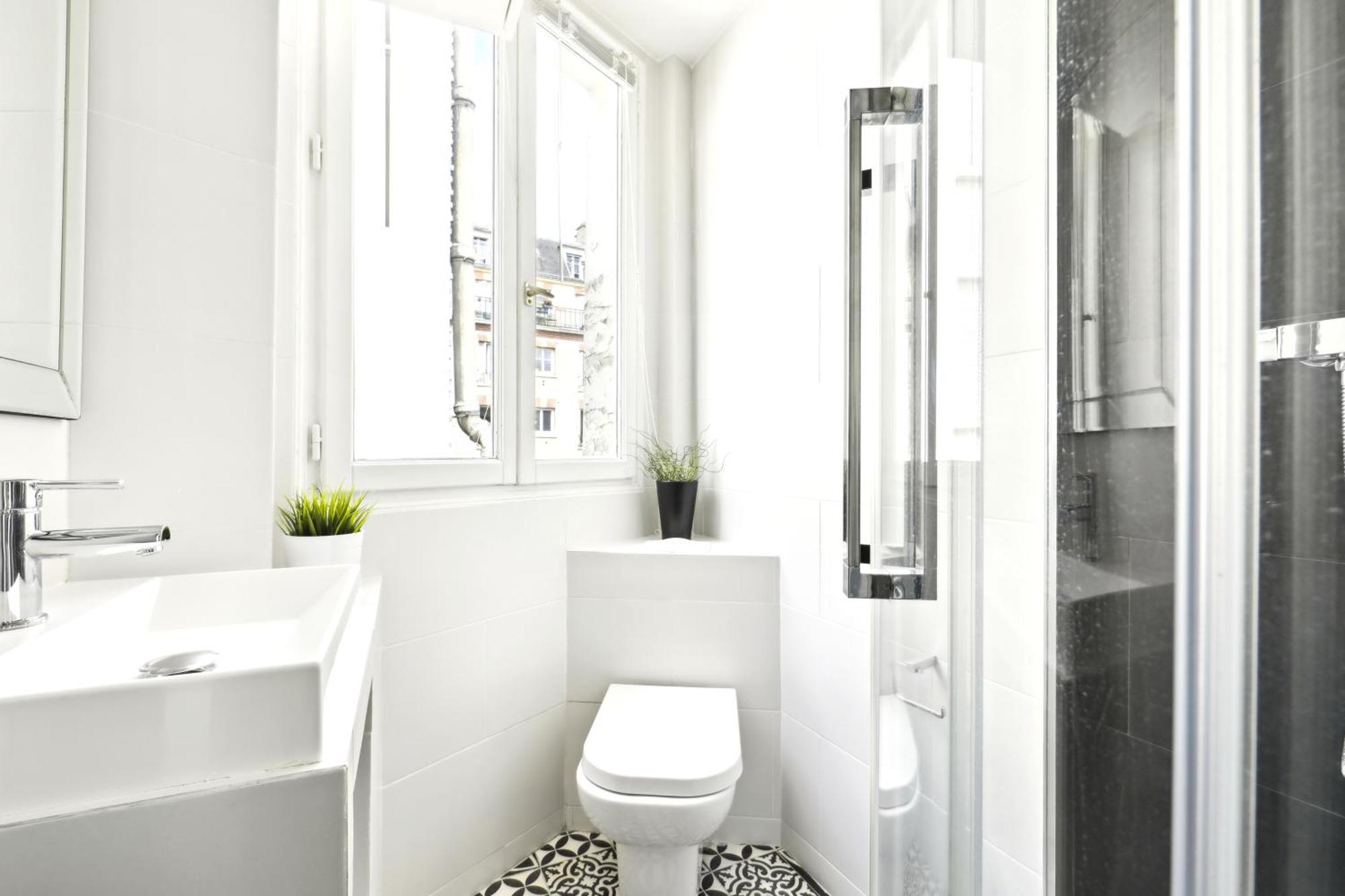 Apartment Lovely Floor Near Montmartre Paris