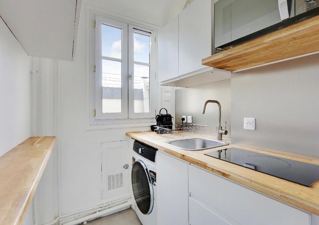 Appartement, Coeur Des Batignolles Montmartre Appartement *