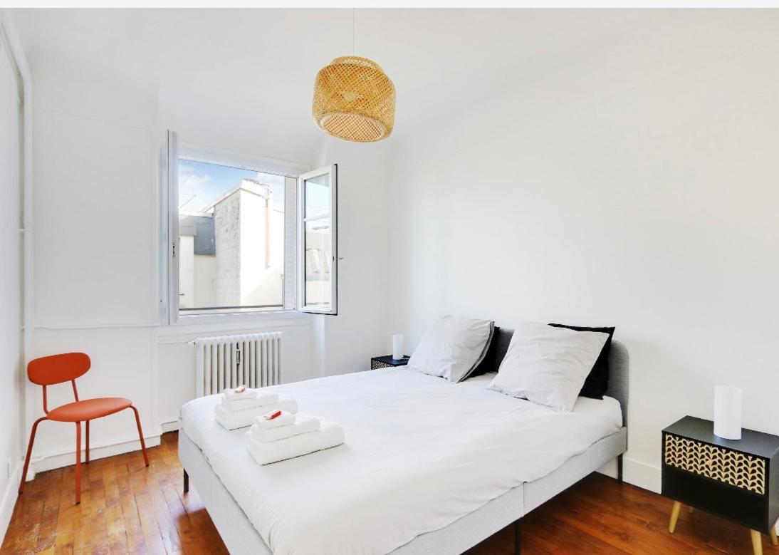 Appartement, Coeur Des Batignolles Montmartre Appartement