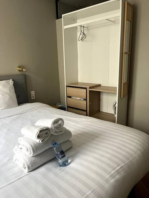 4 Personnes - St Lazar Sur Cour Appartement