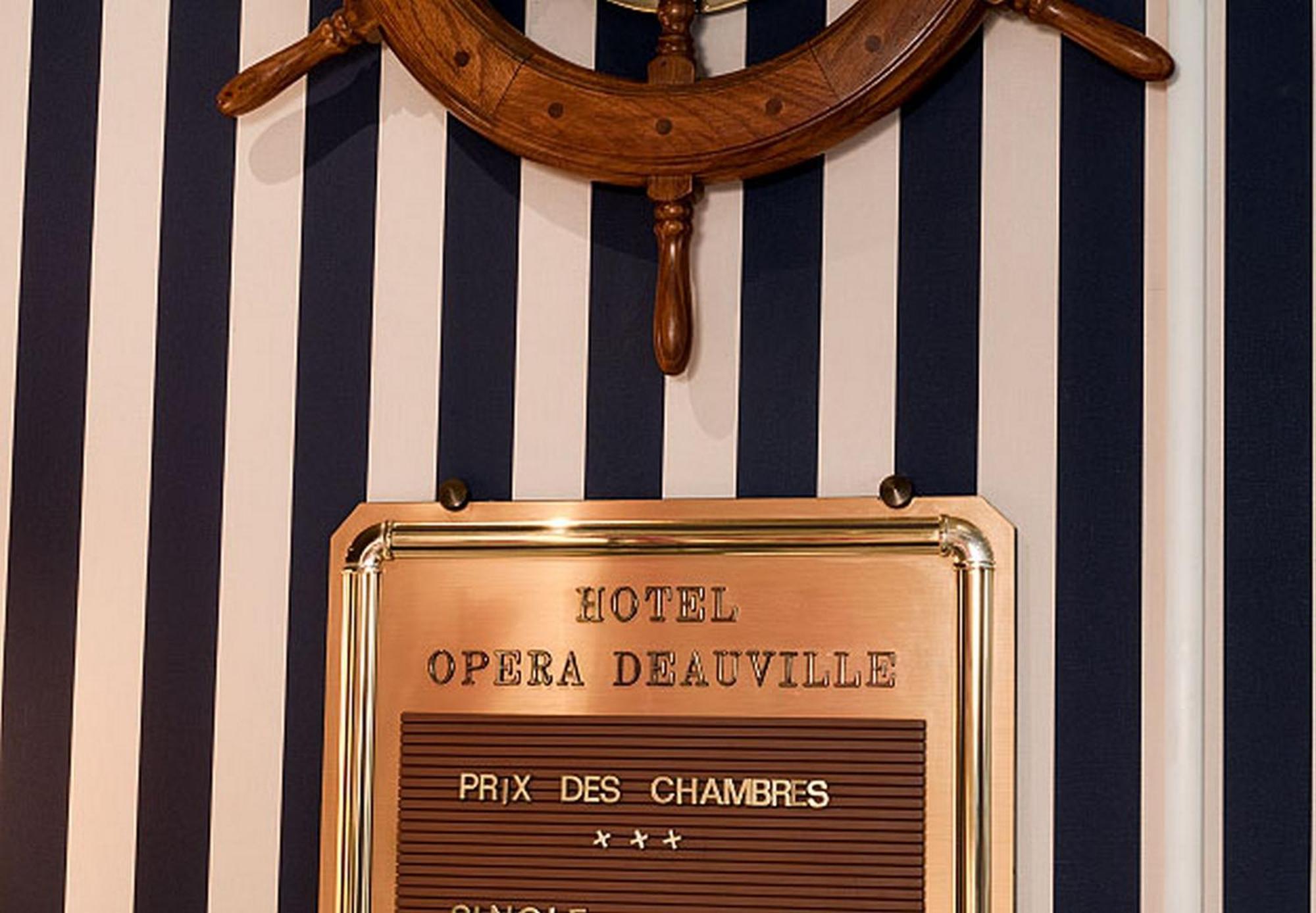 Hotel Opera Deauville 3*