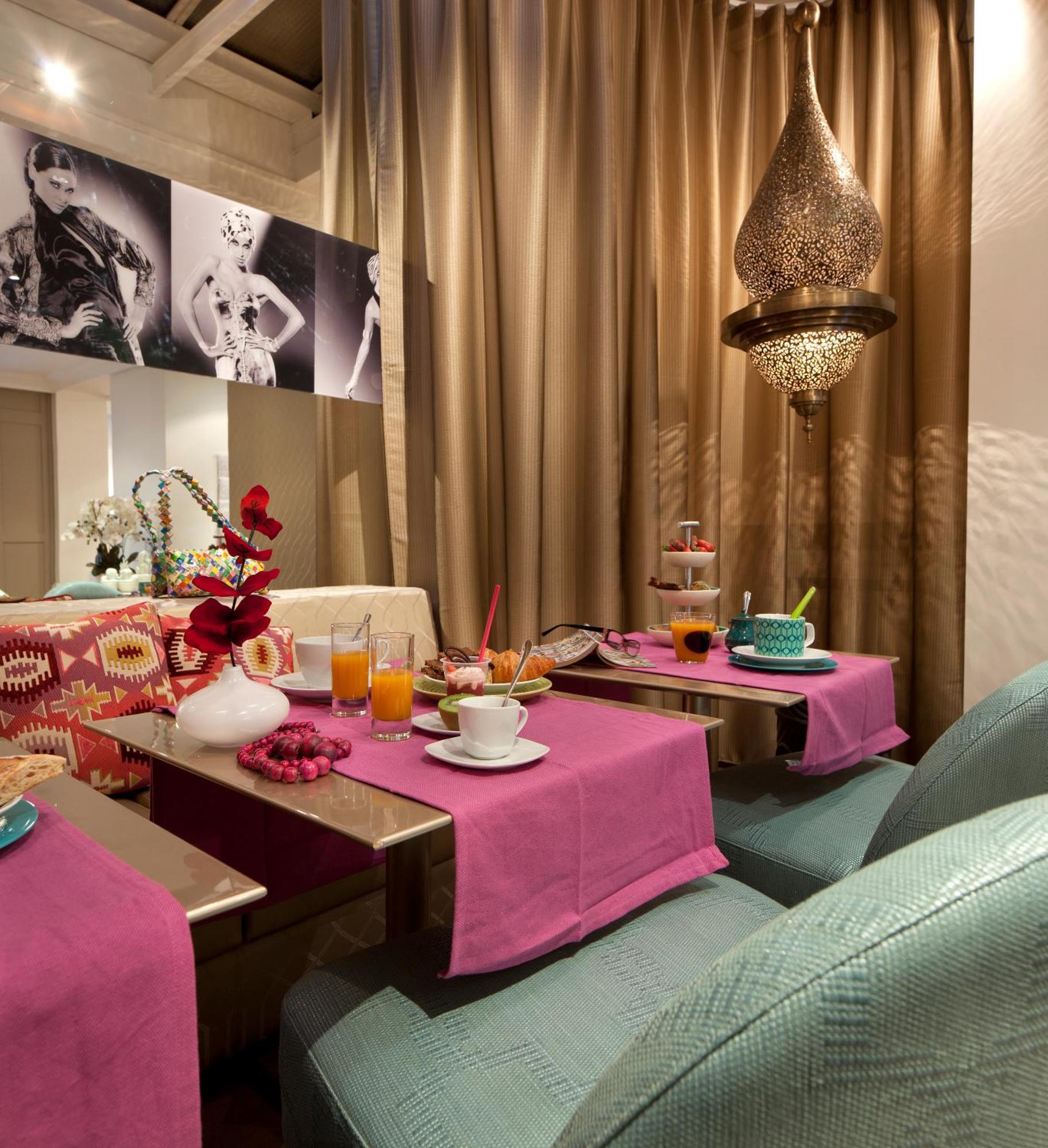 Hotel Mayet 3*