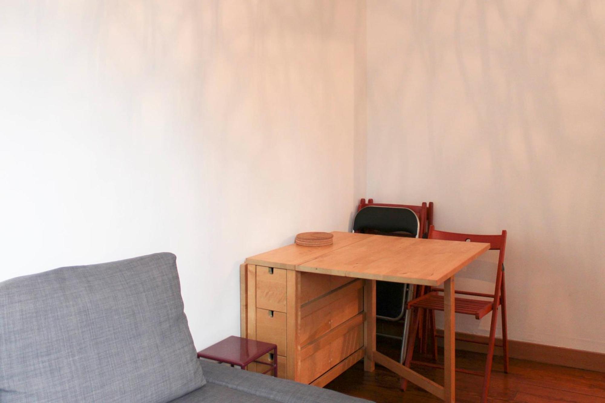Cozy Love Cocoon Of 28 Square Meters