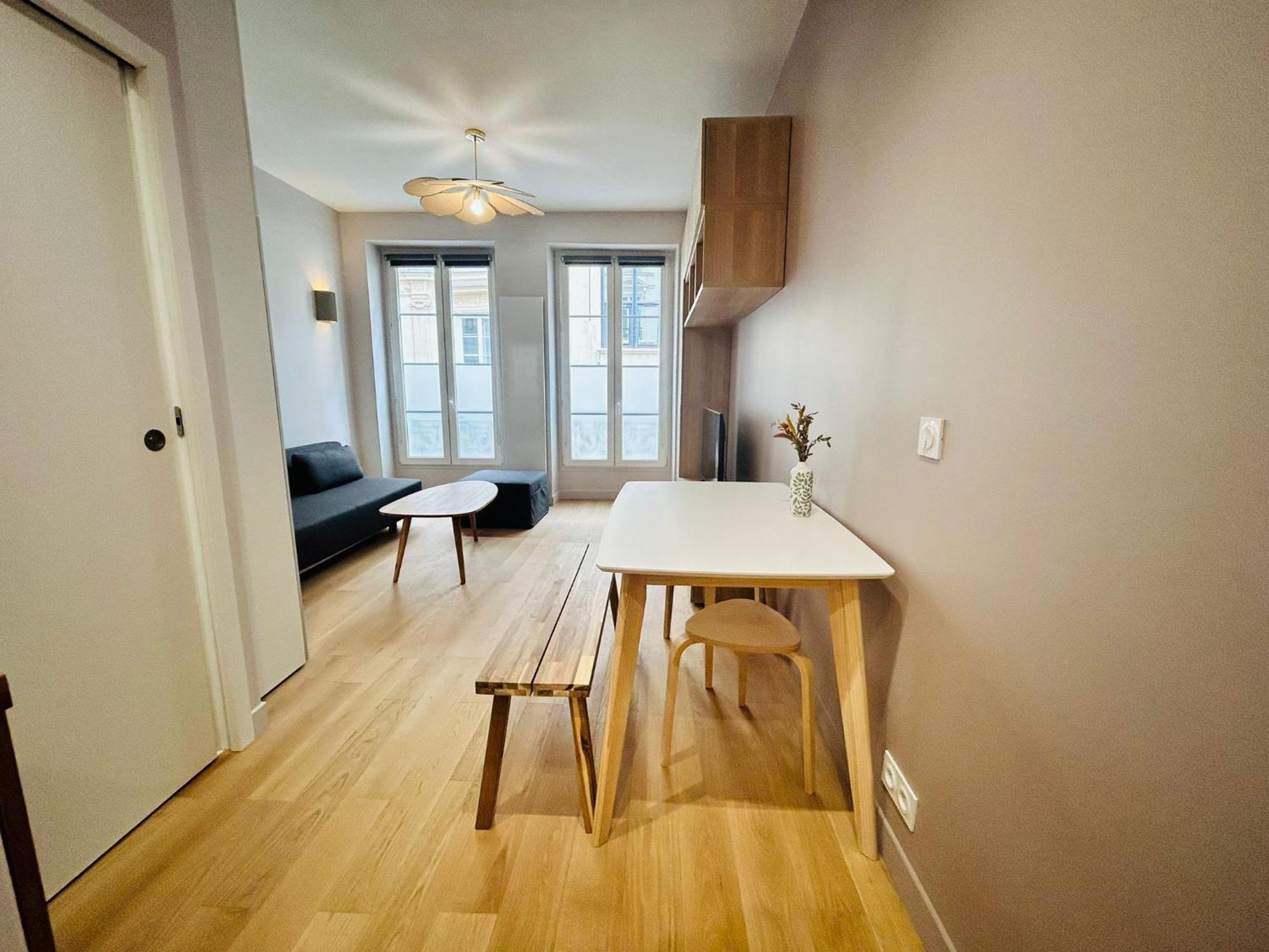 Enghien - New Studio Fully Furnished *