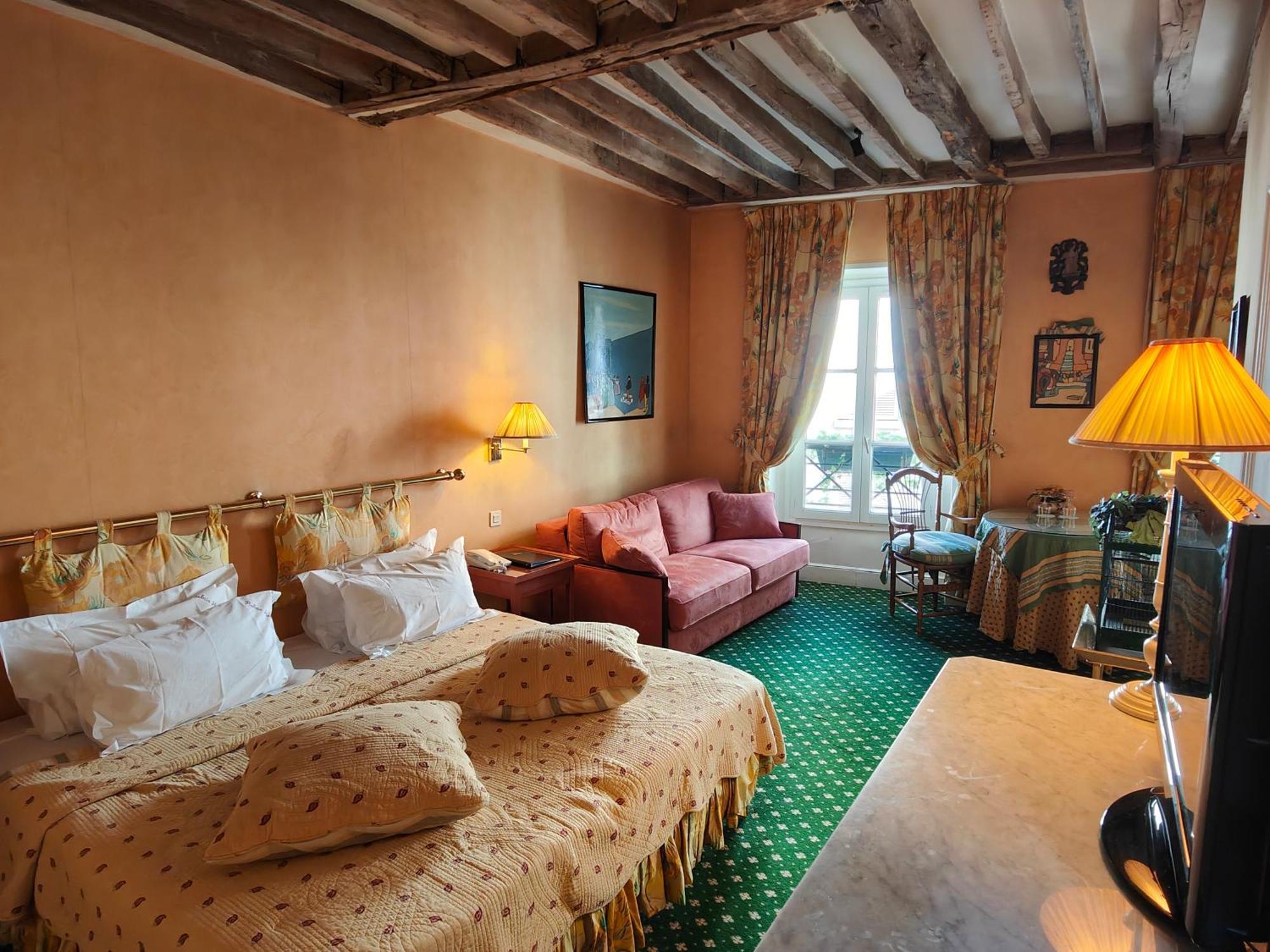 Le Relais Medicis Hotel 4*