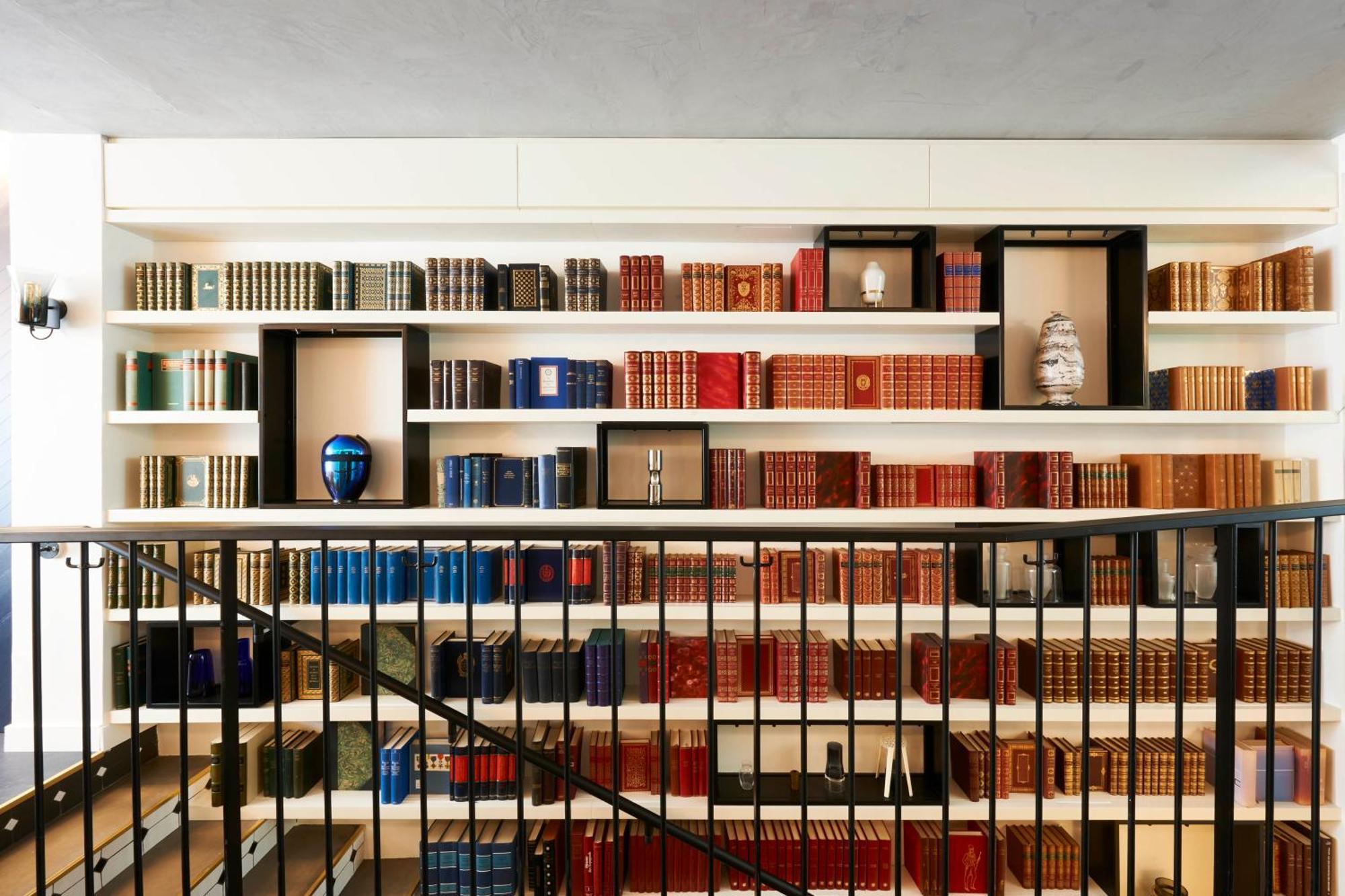 Hotel Perpetual Elysee Montaigne Paris