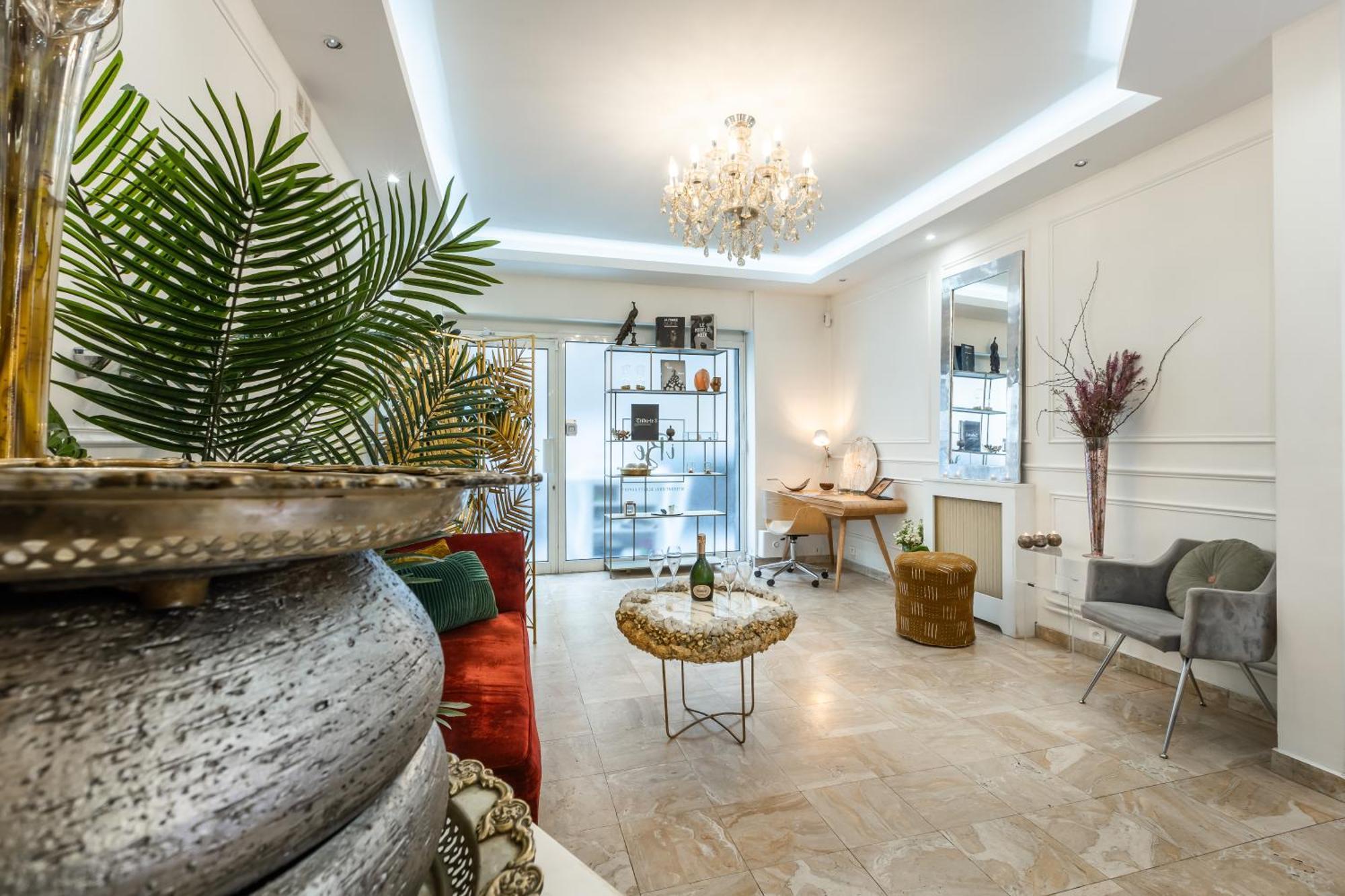 Romanctic Loft Near Eiffel Tower Apartment