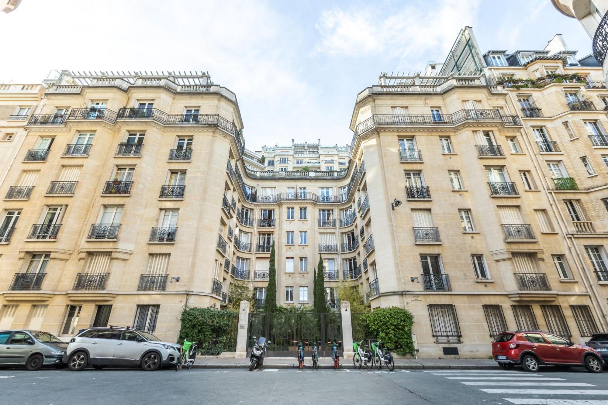 Apartment Romanctic Loft Near Eiffel Tower Paris