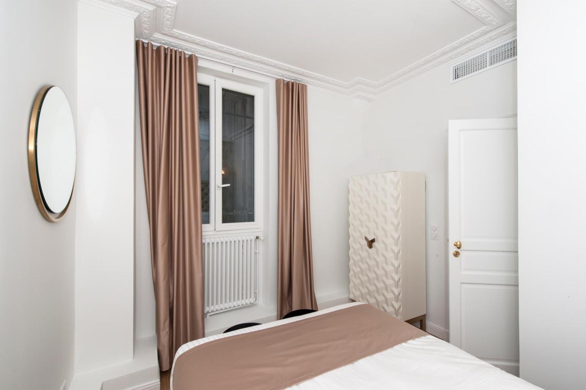 Apartment Pick A Flat's Champs Elysees - Rue Lincoln *