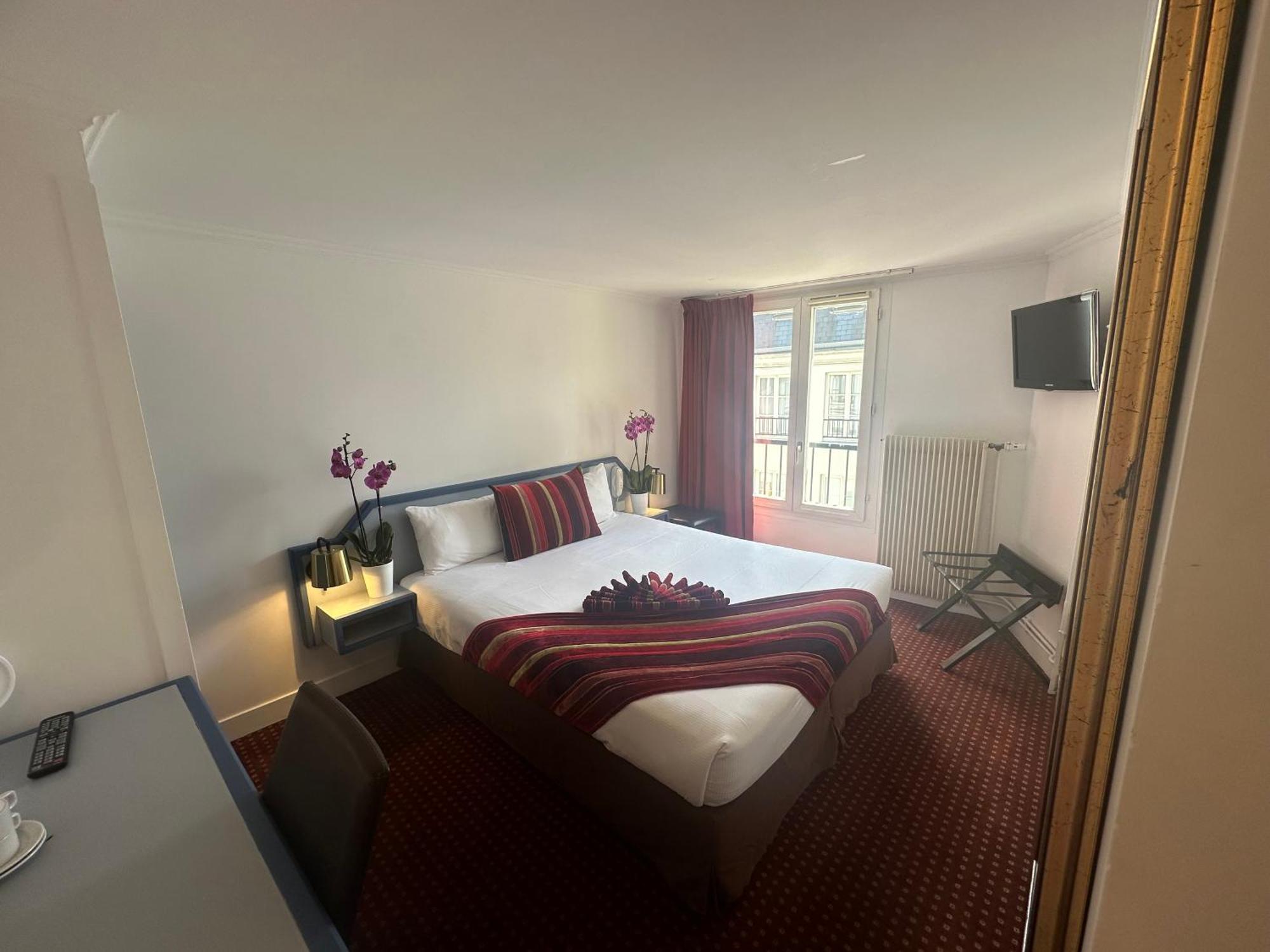 Opera Deauville Hotel 3*