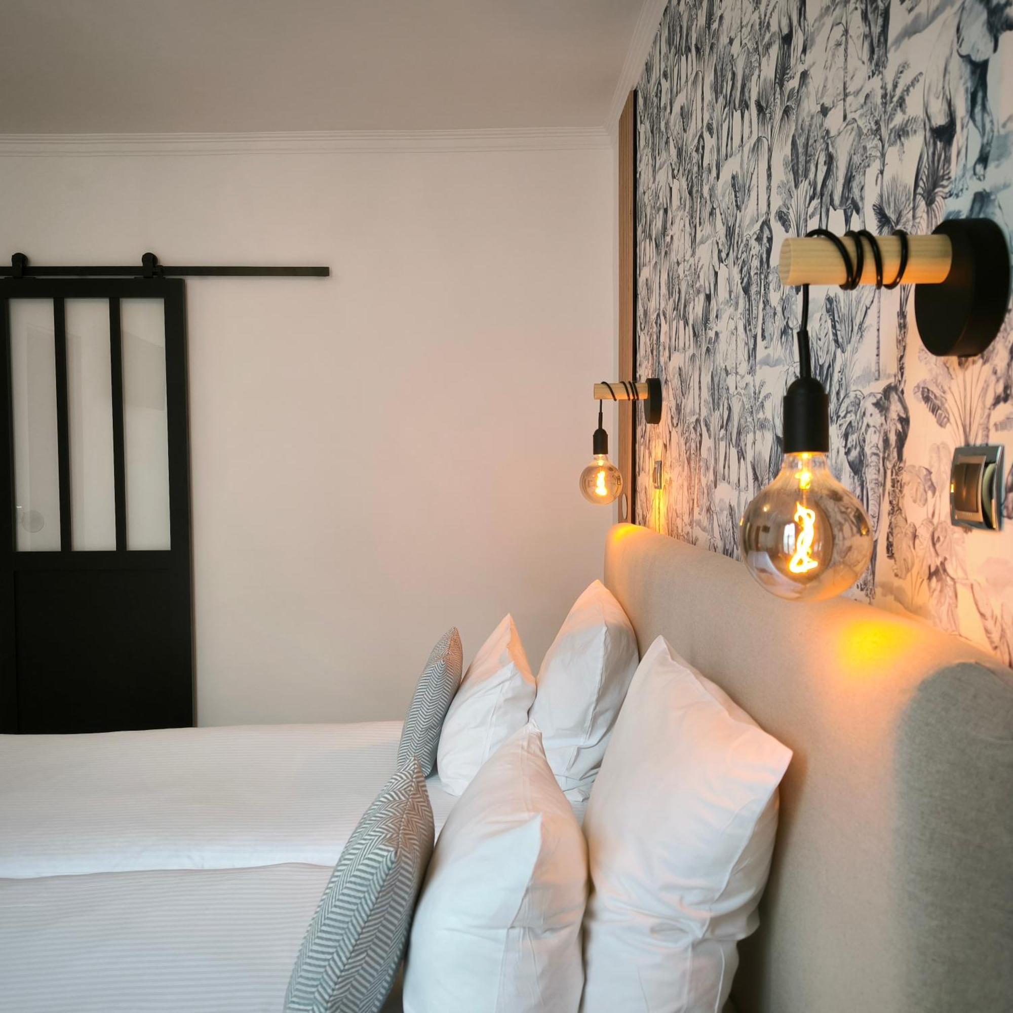 Hotel Le Twelve 3*