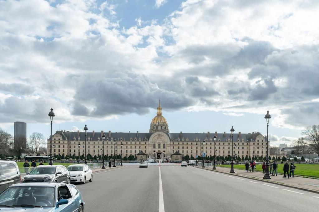 Apartment Luxe Au Centre Des Invalides Paris