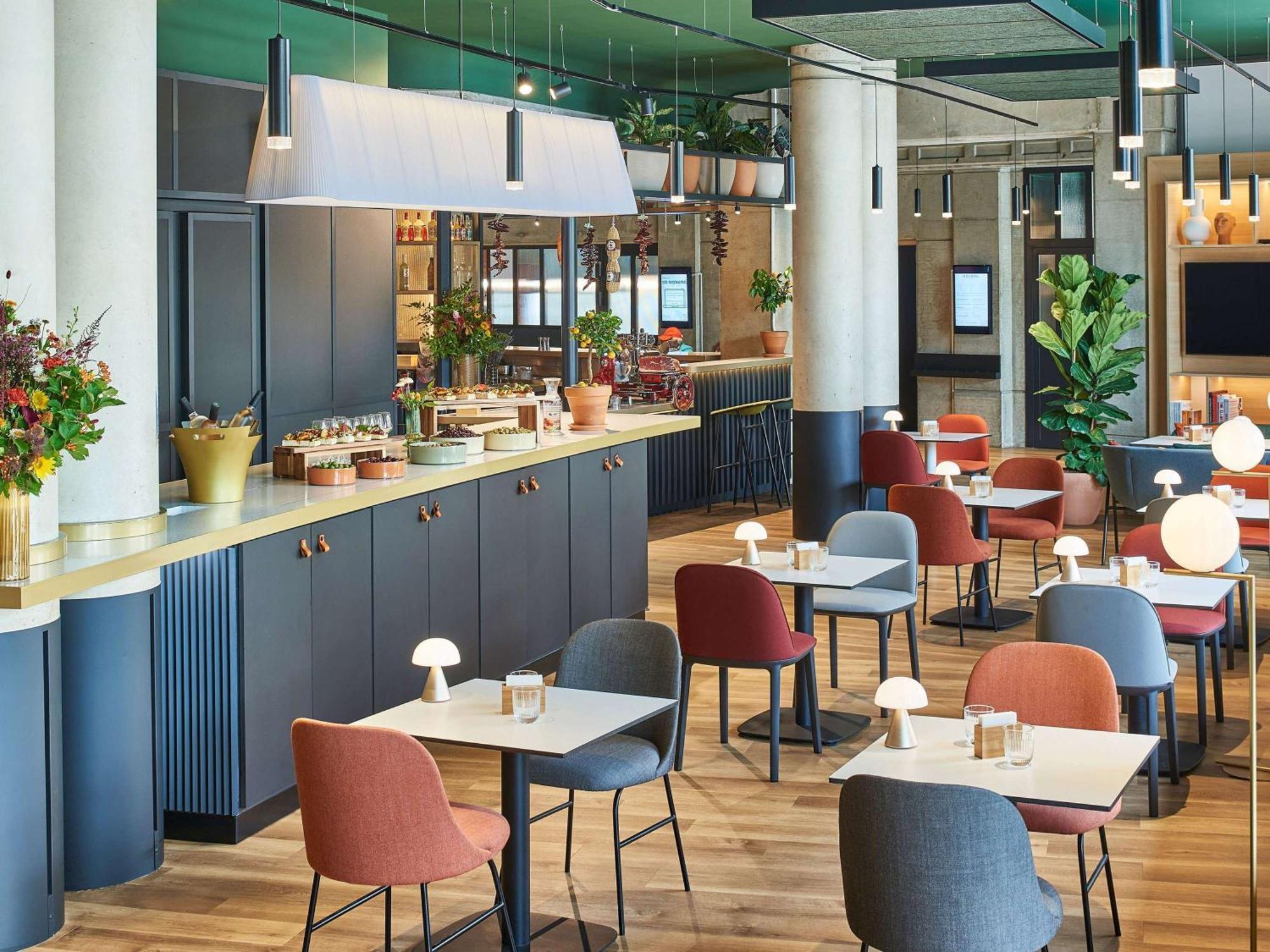Novotel Gare De Lyon 4* Paris