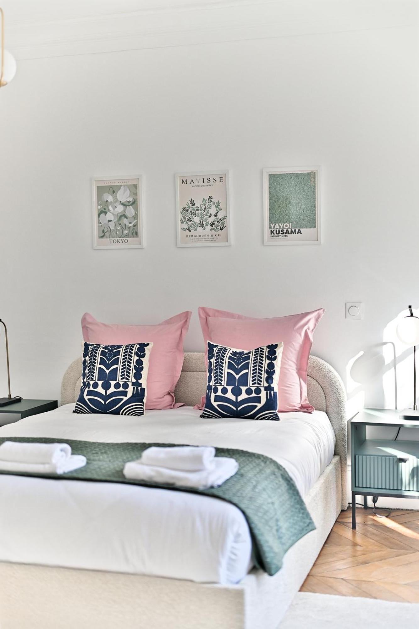 Parisien Spacieux #marais #rivoli Apartment