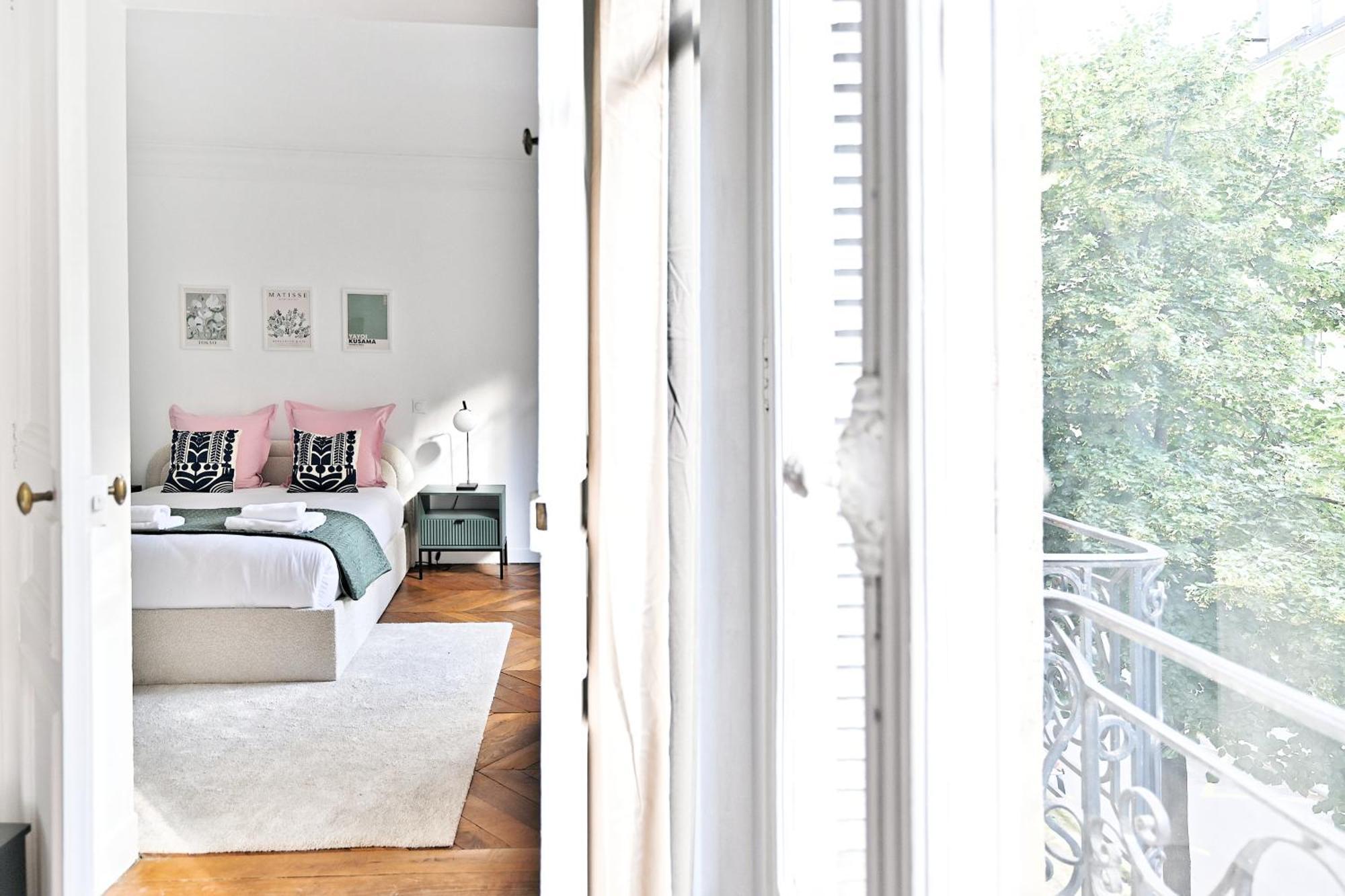 Apartment Parisien Spacieux #marais #rivoli Paris