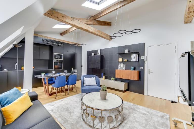 Apartment Elegant 2bdr 6p Near Champs Elysees