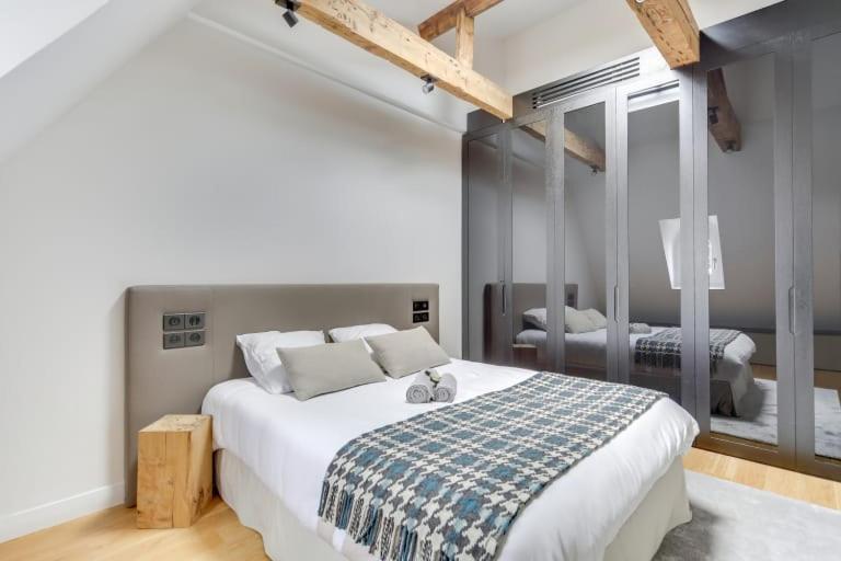 Elegant 2bdr 6p Near Champs Elysees *