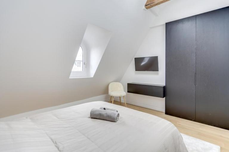 Elegant 2bdr 6p Near Champs Elysees * Paris