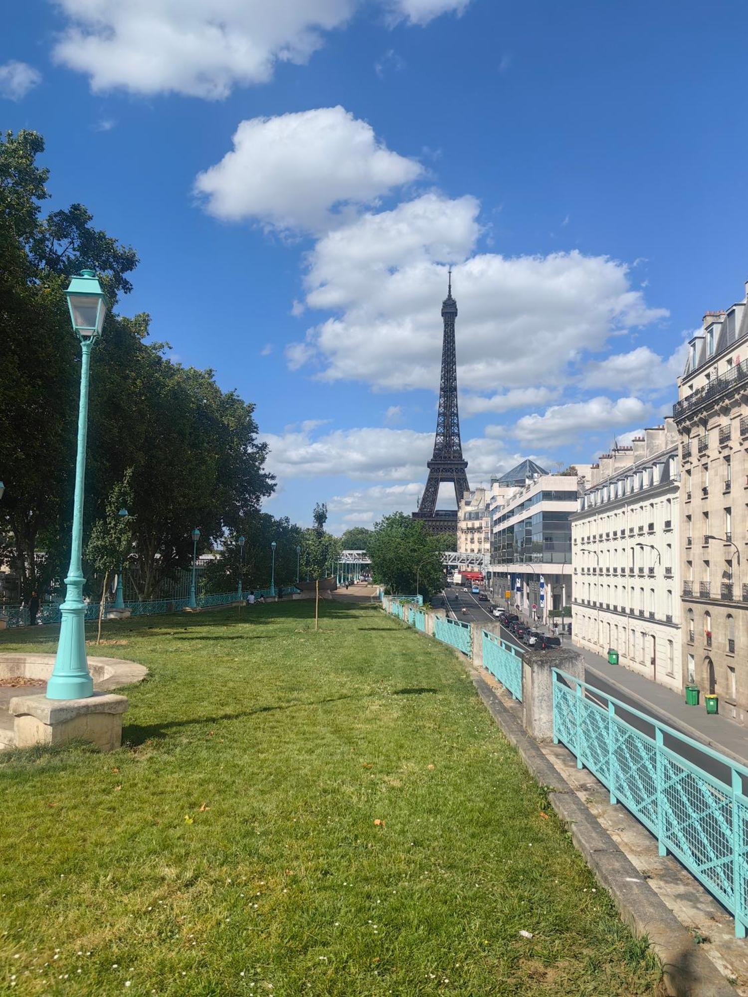 Appartement Beautiful Eiffel Tower