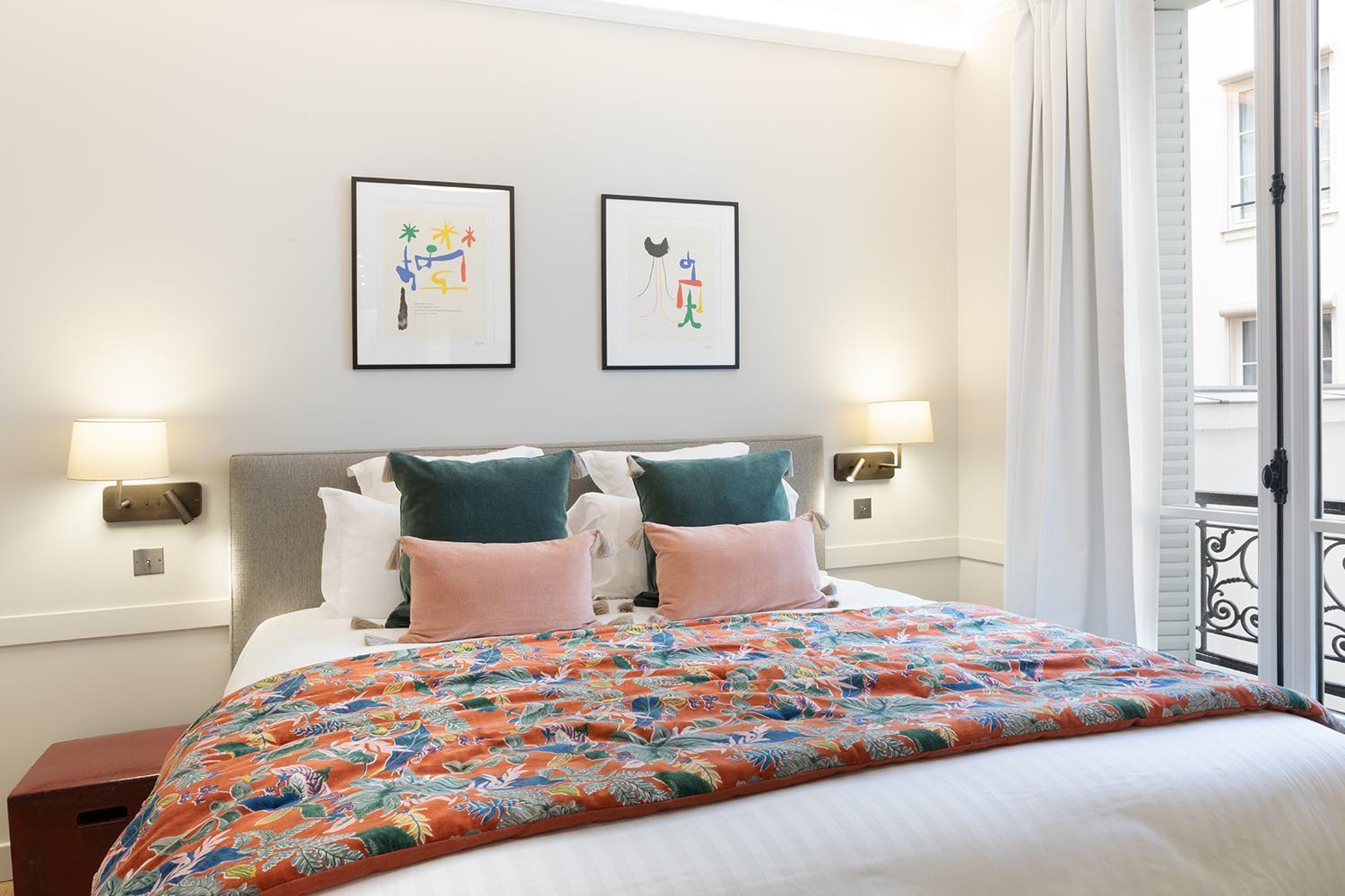 Pick A Flat's In Saint-germain, Bon Marche - Rue De Babylone Apartment *