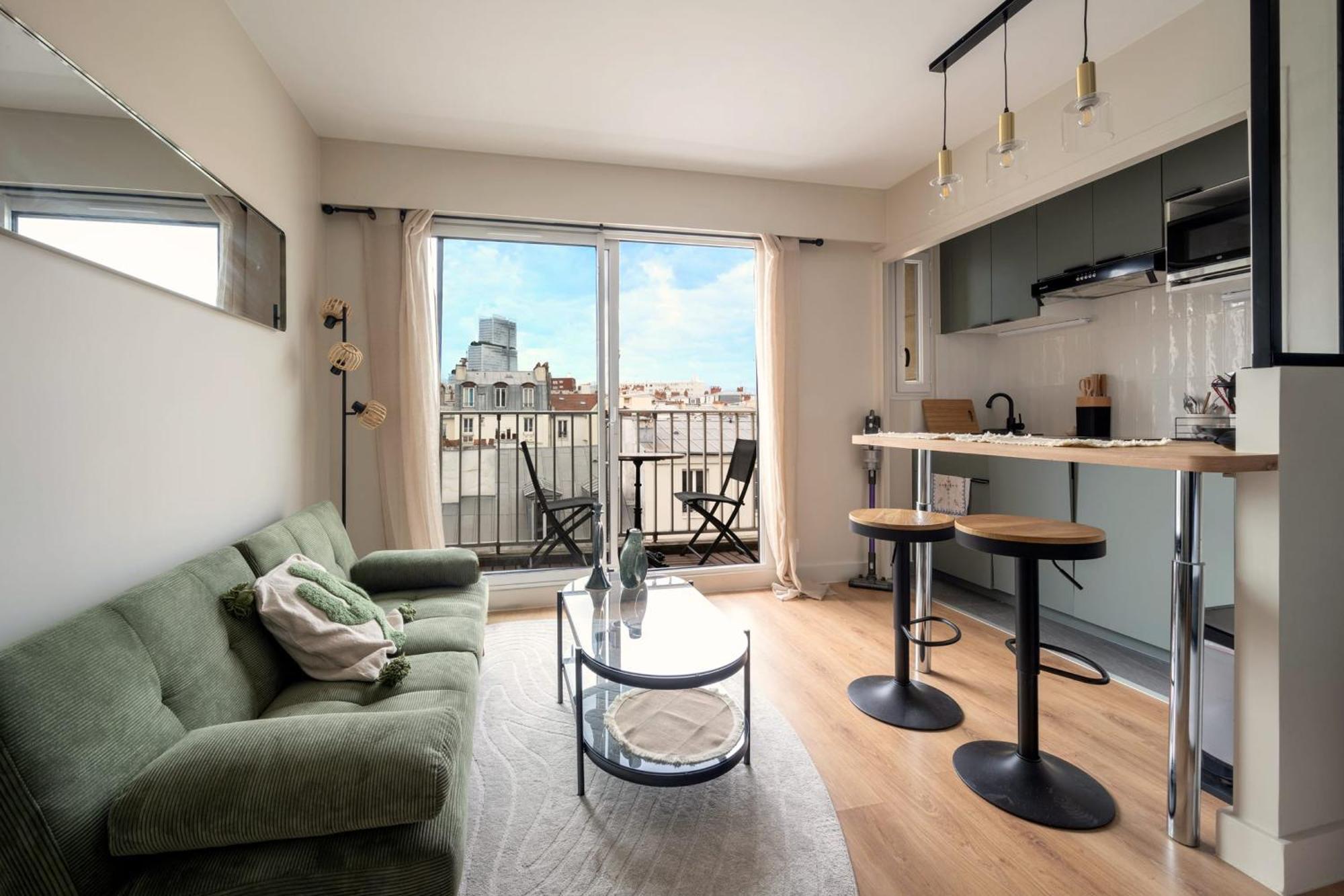 Avec Balcon - 17e Apartment