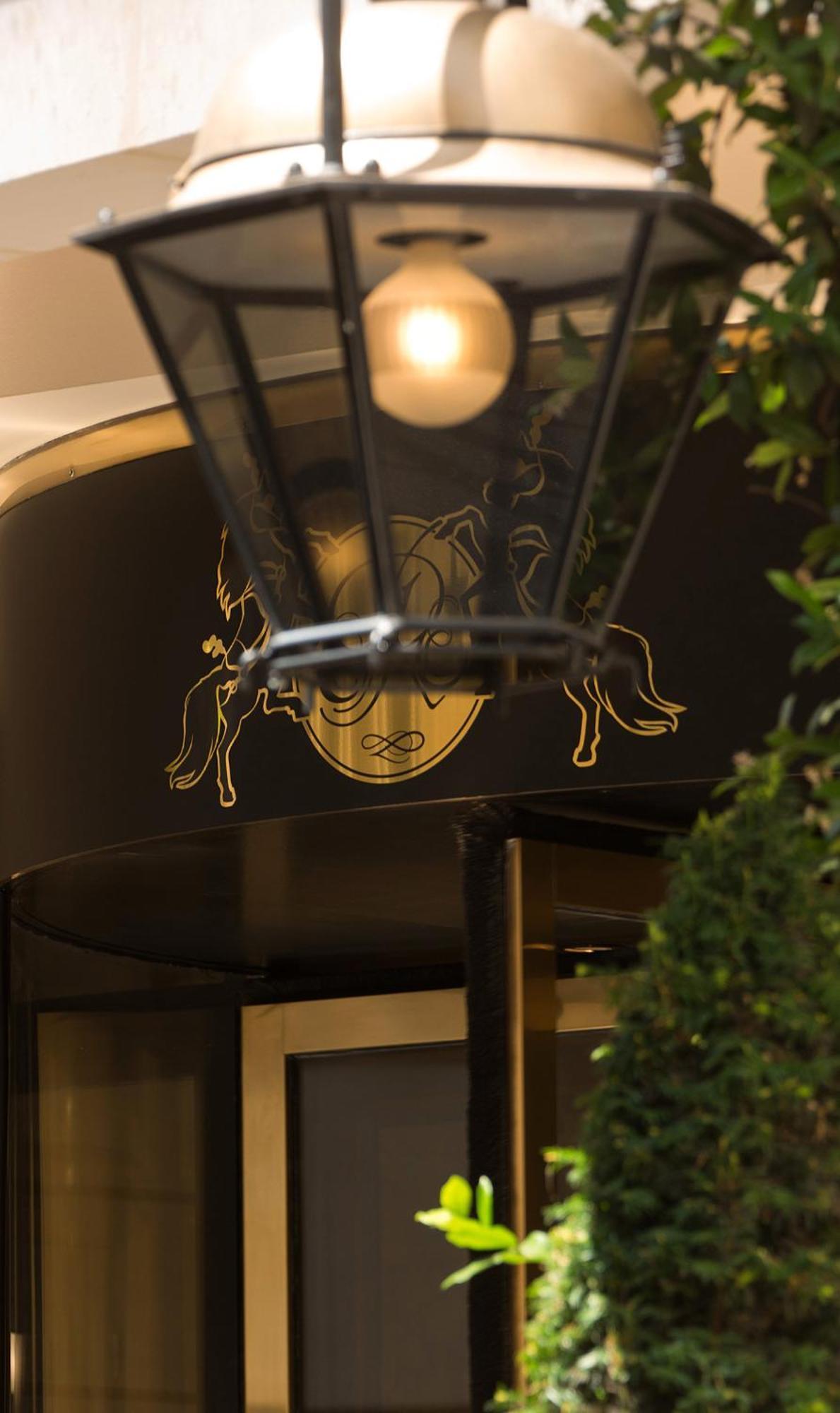 Rochester Champs Elysees Paris