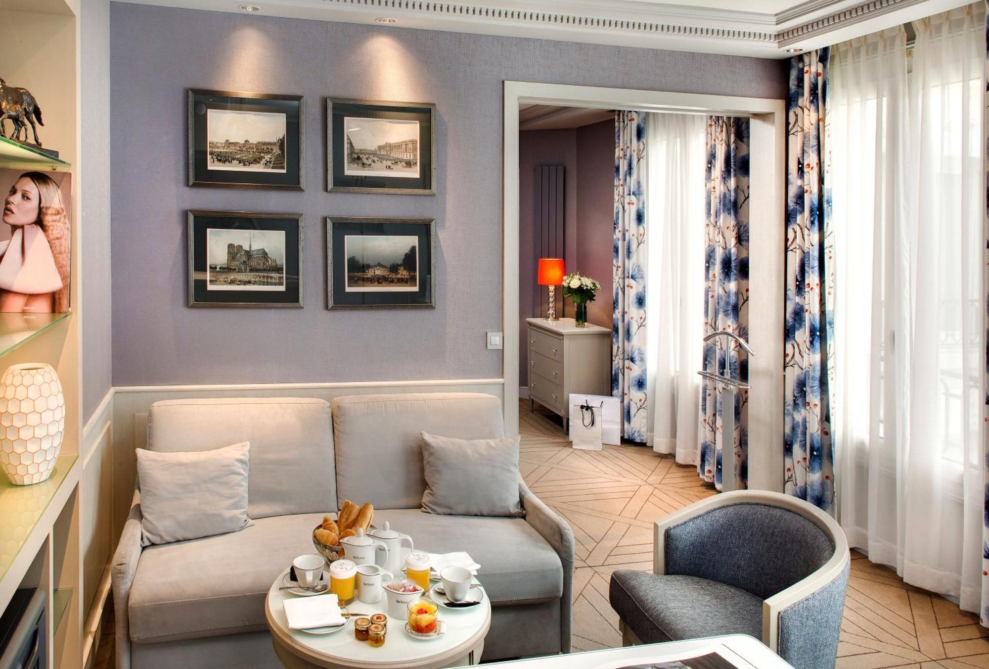 Rochester Champs Elysees Hotel