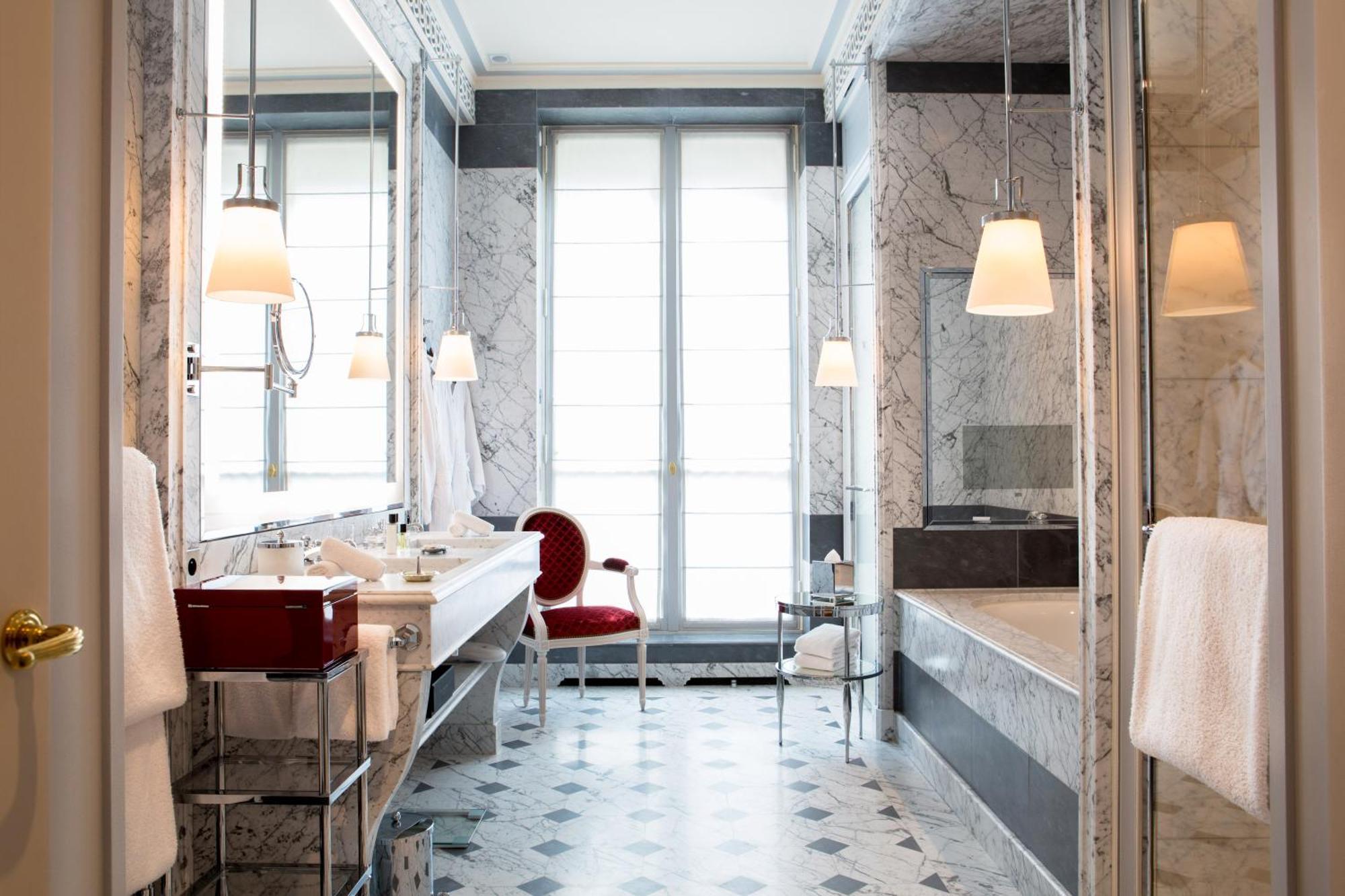 Hotel La Reserve & 5*