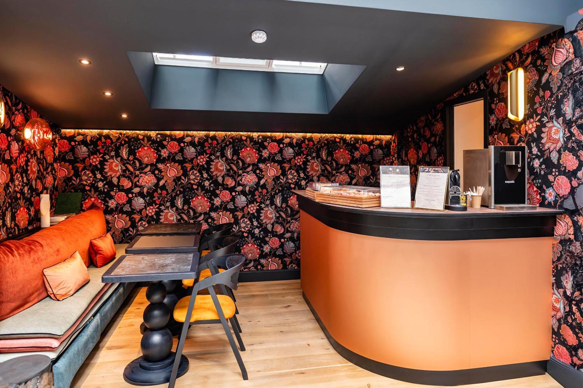 Tivoli Hotel 4*