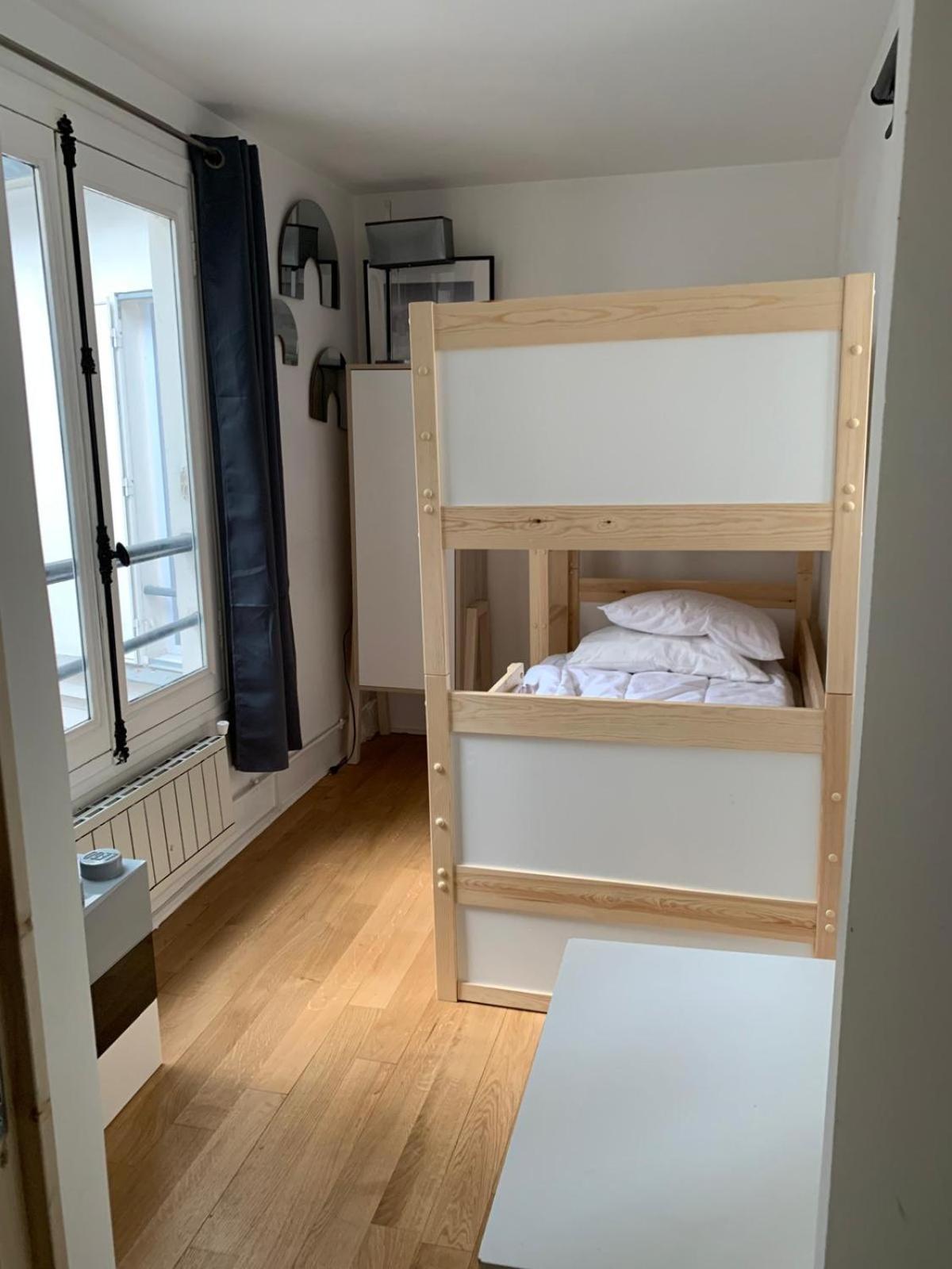 Charme De L'ancien, Refait A Neuf Apartment Paris
