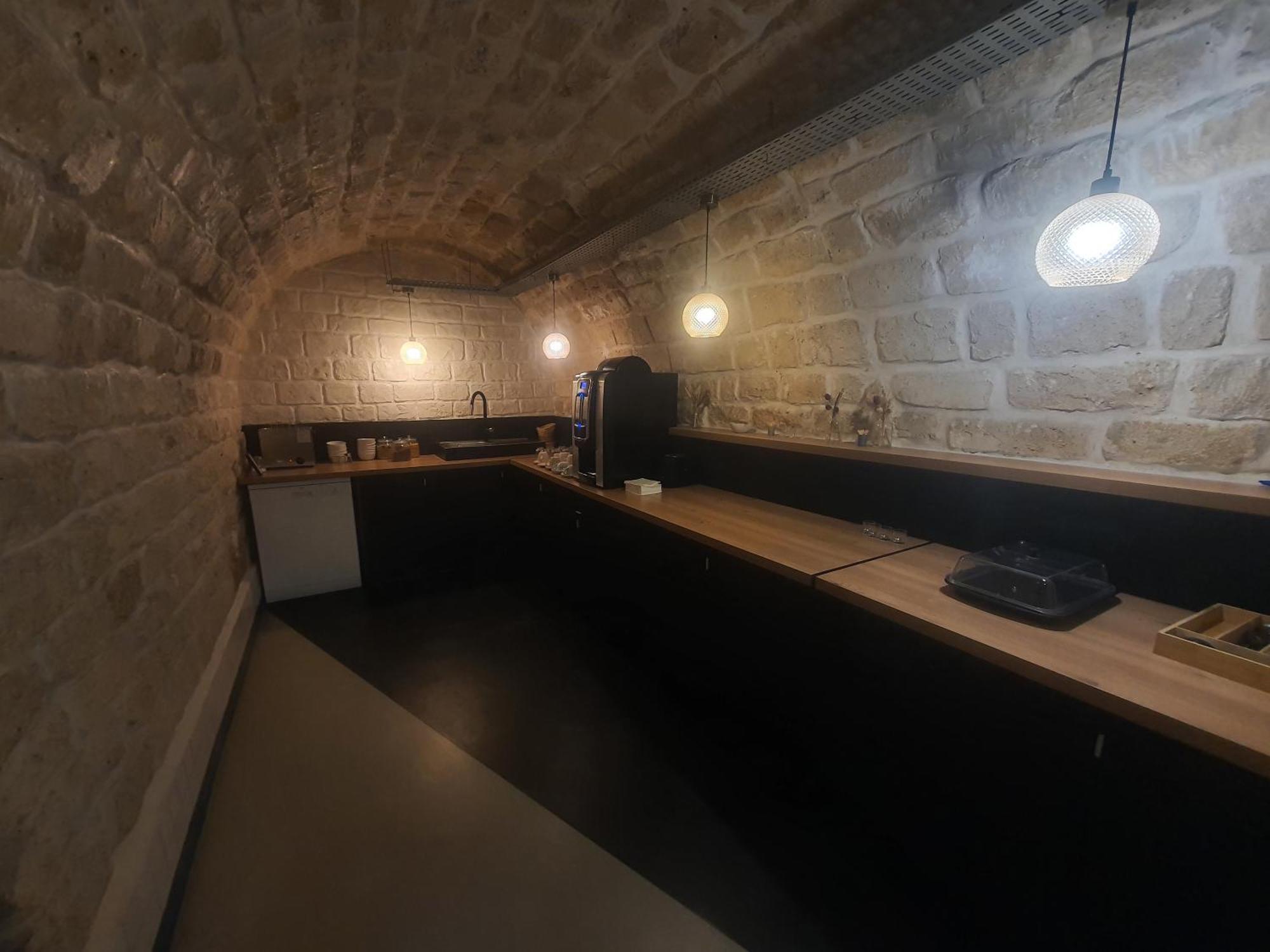 Hotel Hipotel Pere-lachaise Republique 3*