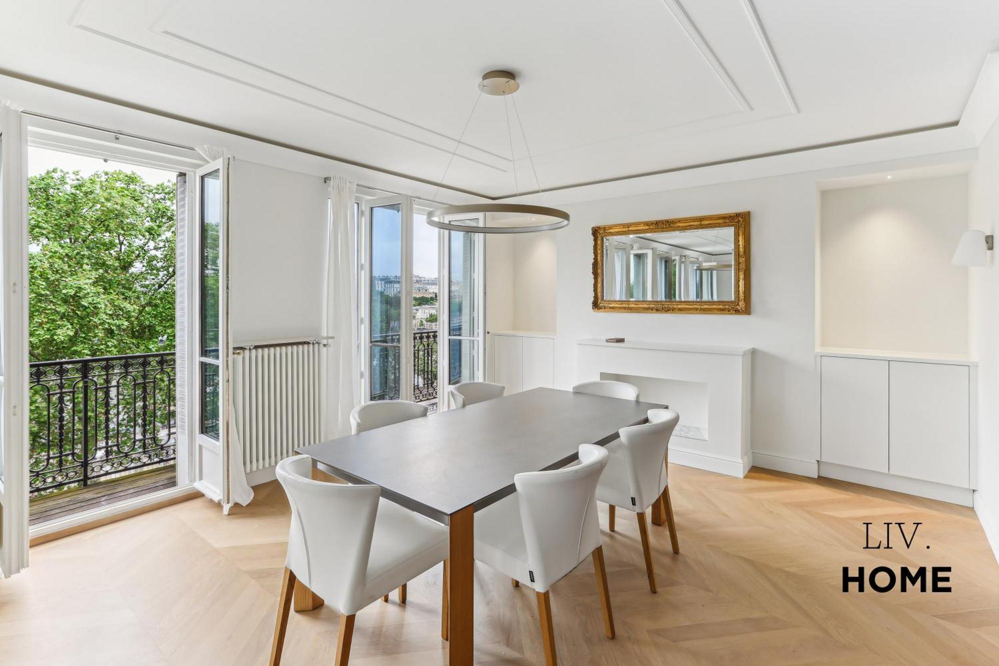 Le Magnifique Tour Eiffel Apartment