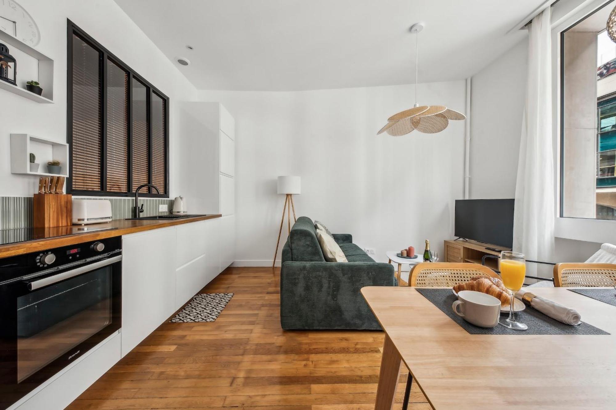 Appartement Le Louvre & De - Cityapartmentstay Paris