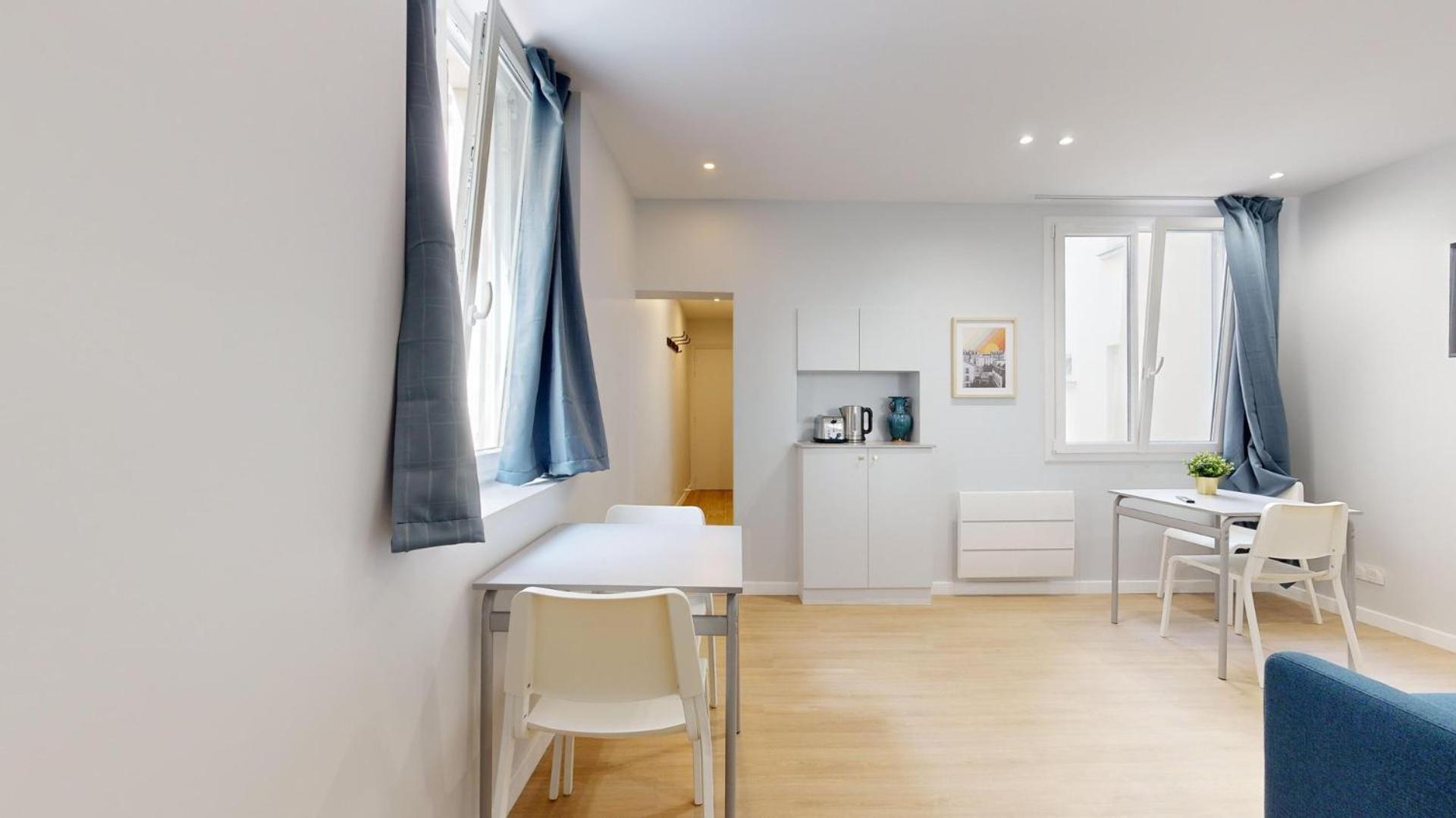 Bluestay 196 - Au Marais * Paris