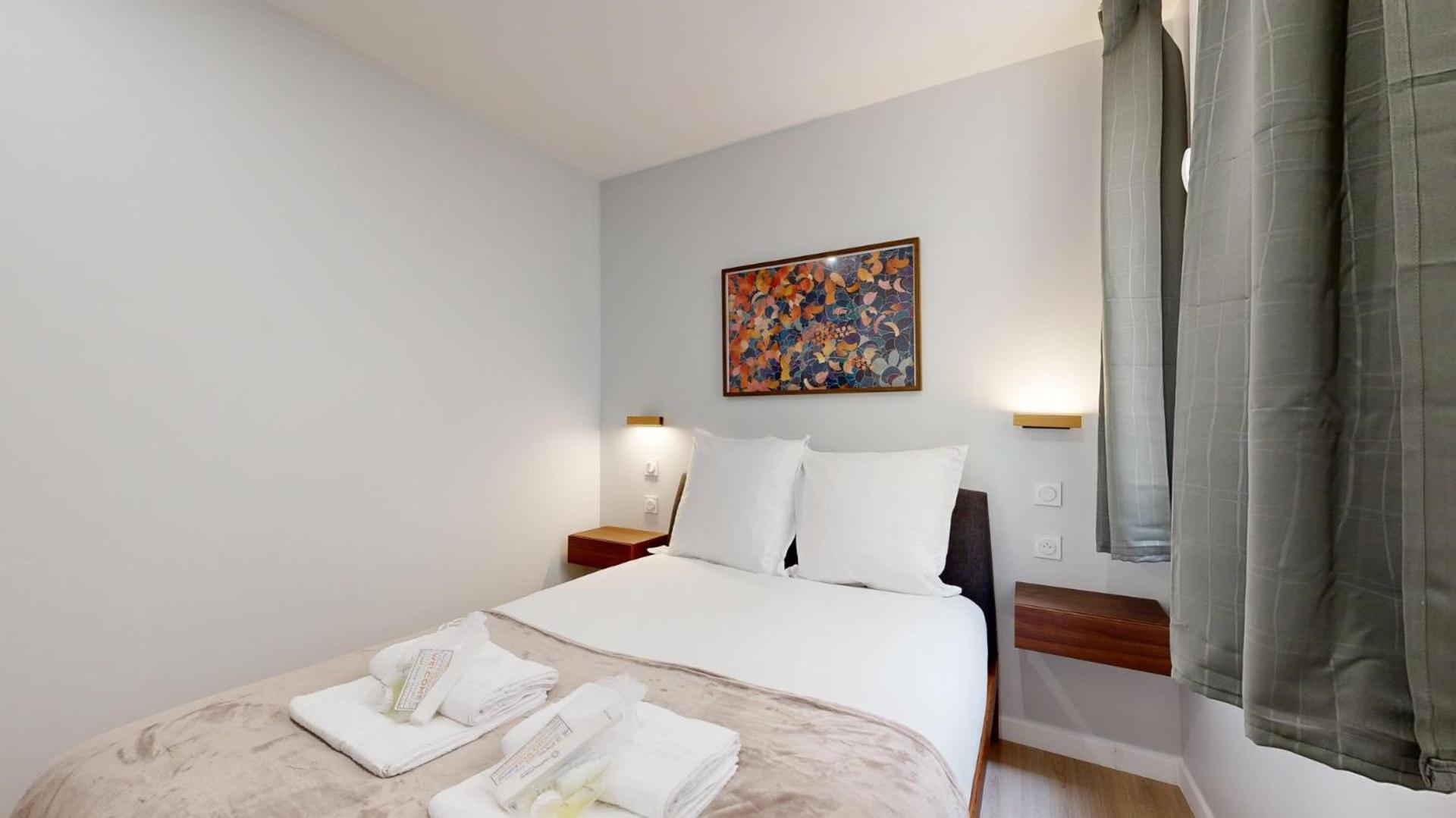 Bluestay 196 - Au Marais *