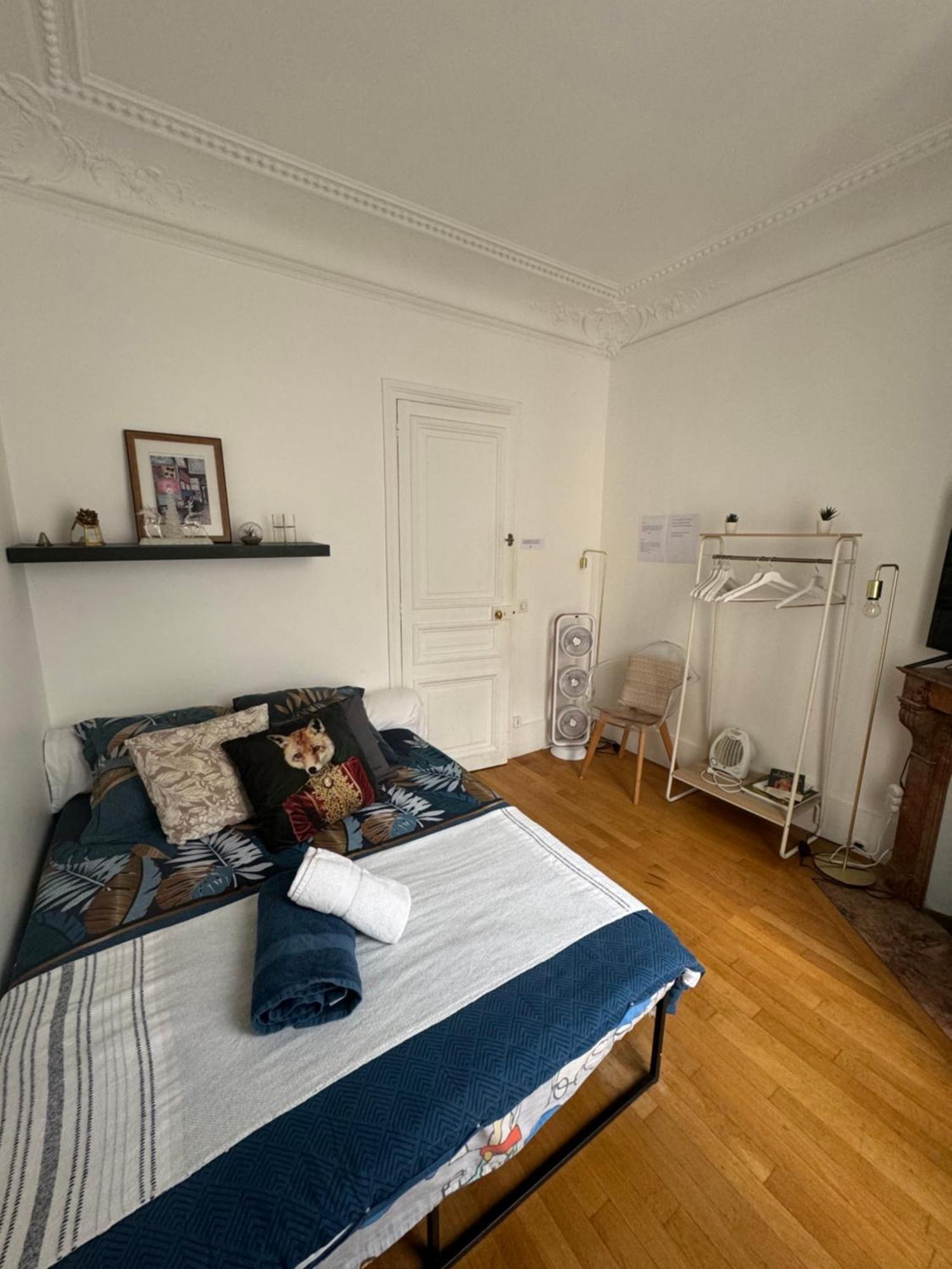 Beautiful Nearby Champs Elysees Appartement
