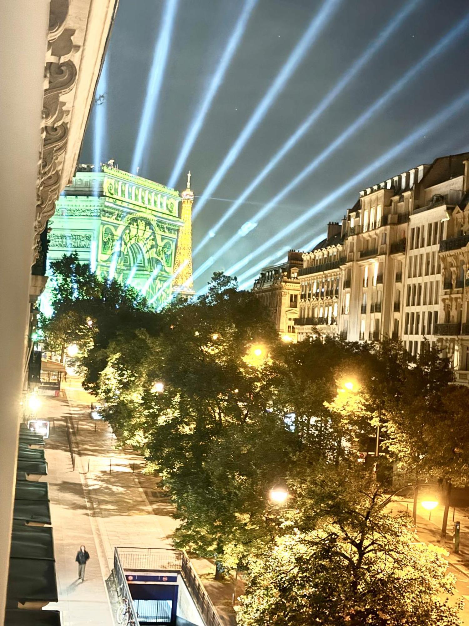 Beautiful Nearby Champs Elysees Appartement *