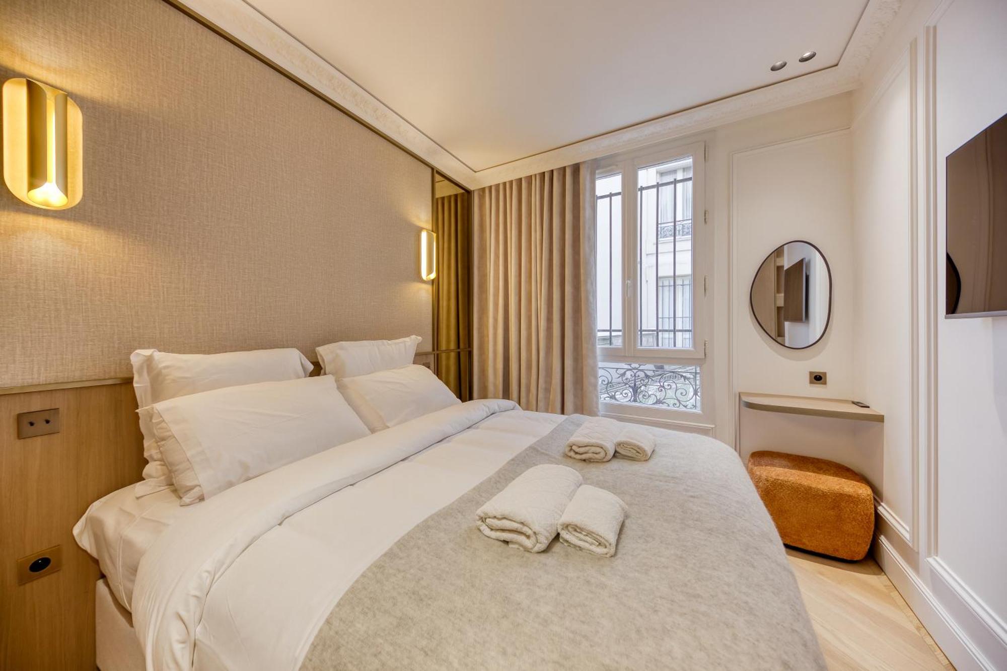 Apartment Prestige L 3ch L 2sdb L Clim L Louvre Paris