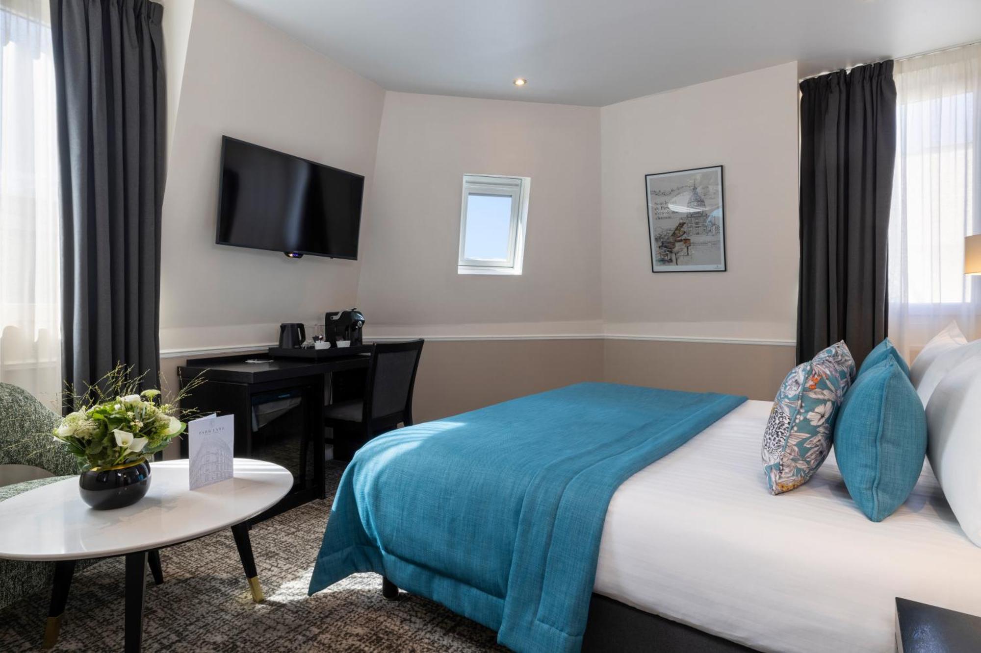 Park Lane Hotel 4*