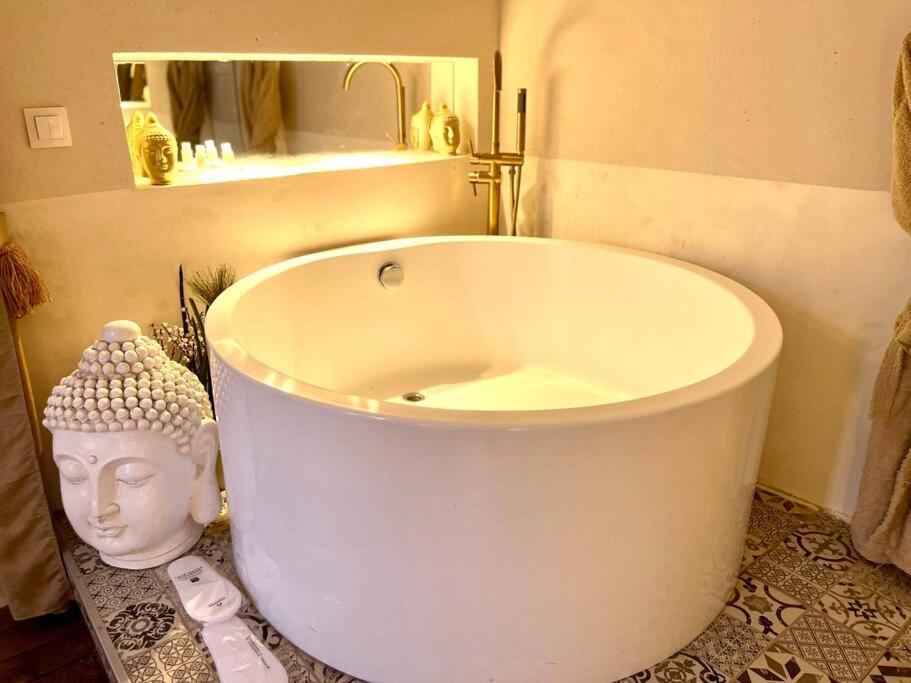 Confort Relaxant Gare Du Nord Barbes Apartment *