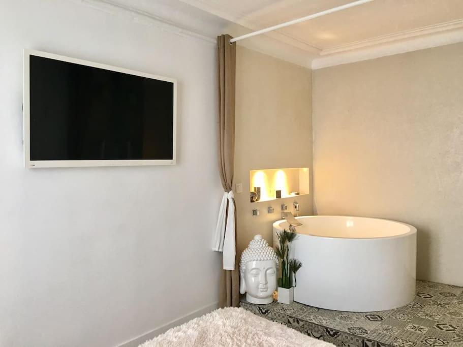 Apartment Confort Relaxant Gare Du Nord Barbes Paris
