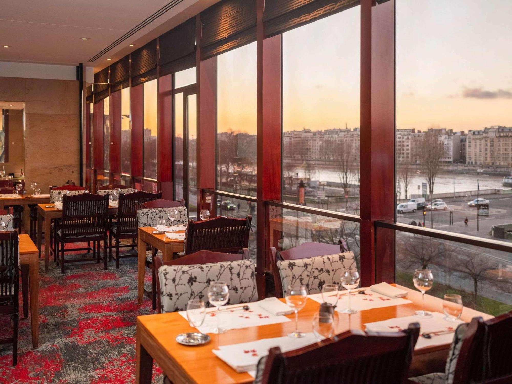 Novotel Centre Tour Eiffel Hotel Paris